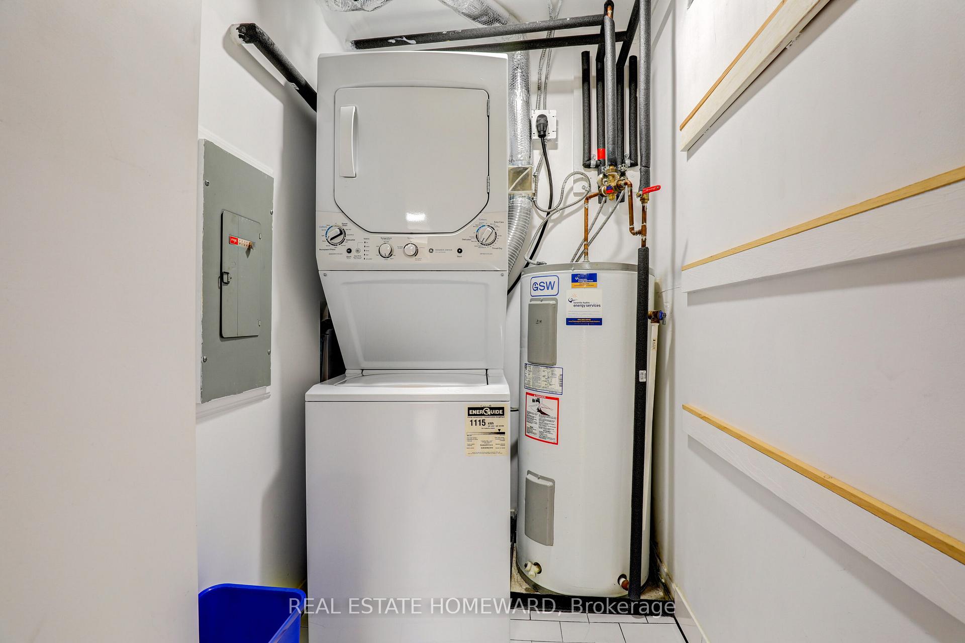 Photo 9 of Unit 411, 65 Scadding Avenue S, Toronto, Waterfront Communities — HOMEH