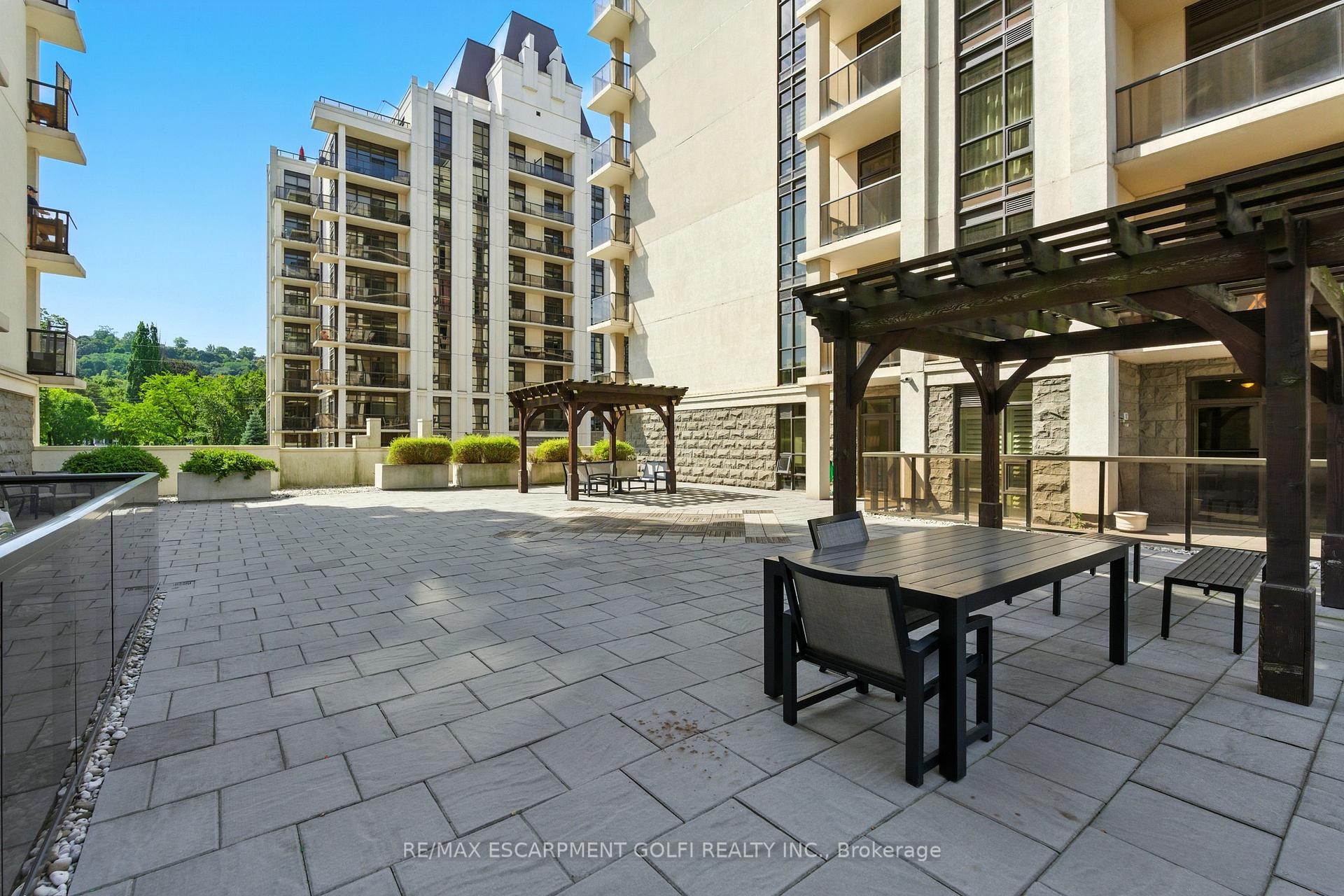 Photo 22 of Unit 902, 85 Robinson Street, Hamilton, Durand — HOMEH