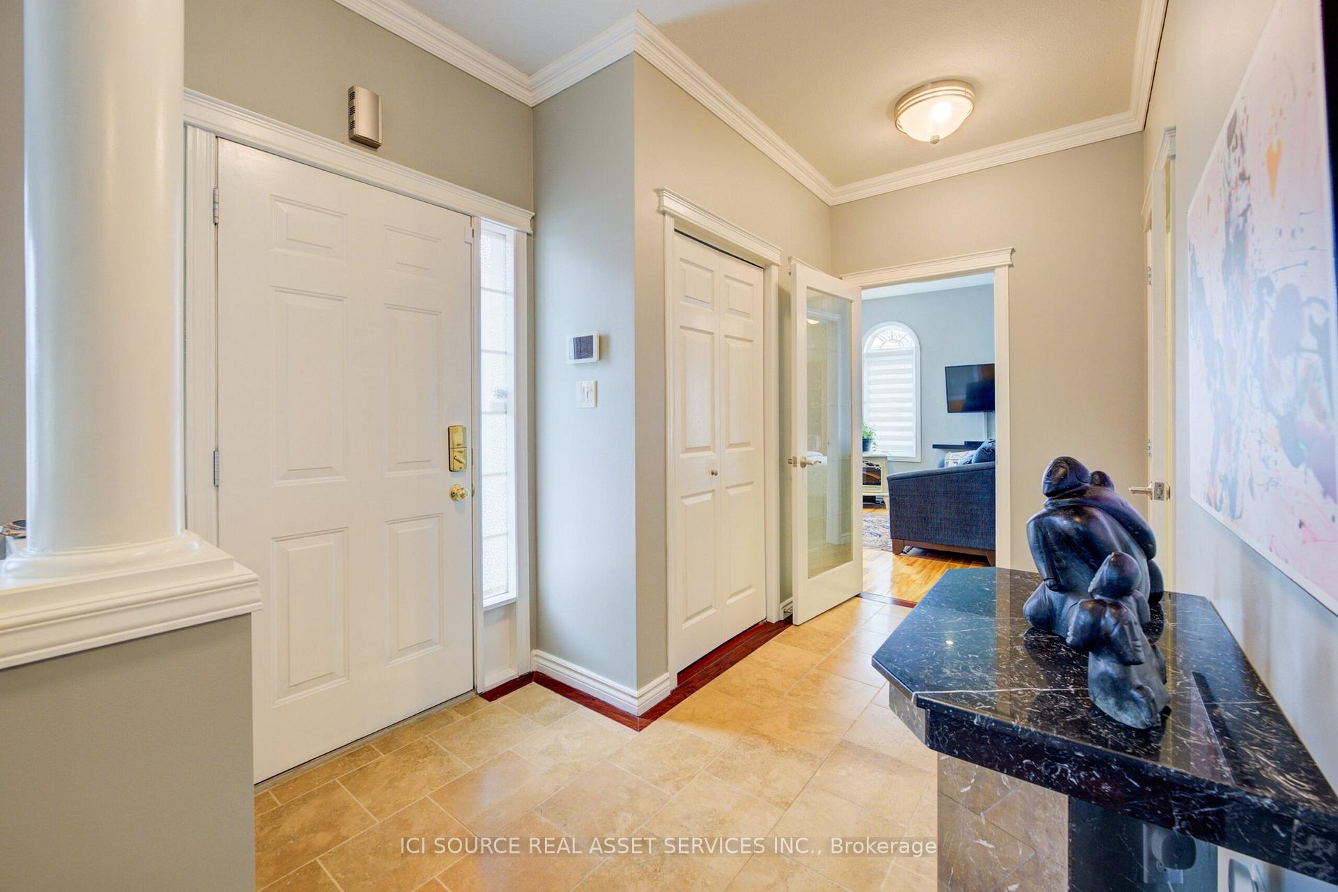 Photo 4 of Unit 13, 10 Cobblestone Drive, Brant, Paris — HOMEH