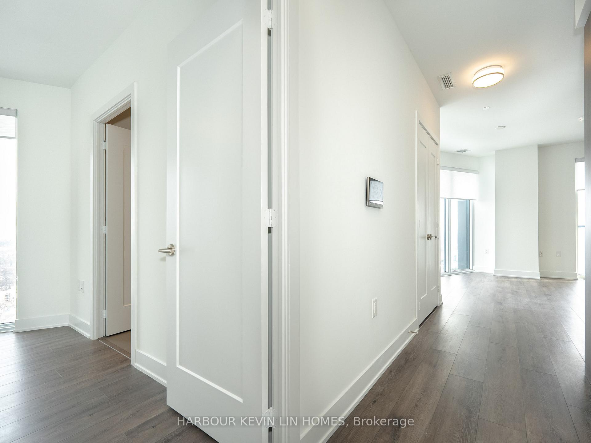 Photo 4 of Unit 2703, 575 Bloor Street E, Toronto, North St. James Town — HOMEH