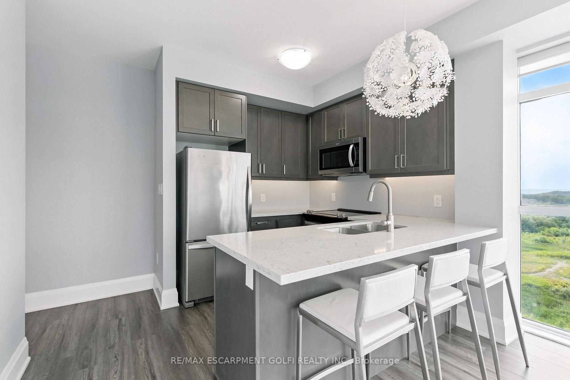 Photo 12 of Unit 902, 450 Dundas Street E, Hamilton, Waterdown — HOMEH