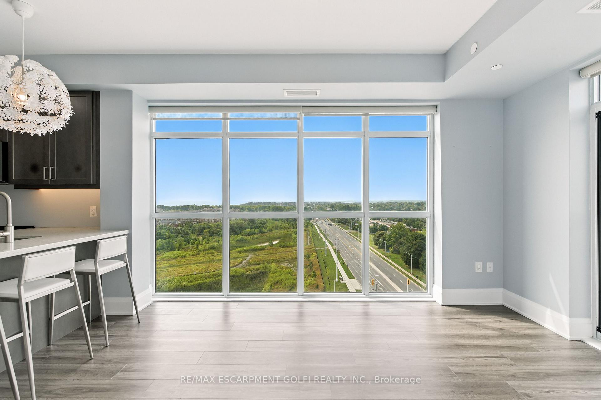 Photo 6 of Unit 902, 450 Dundas Street E, Hamilton, Waterdown — HOMEH