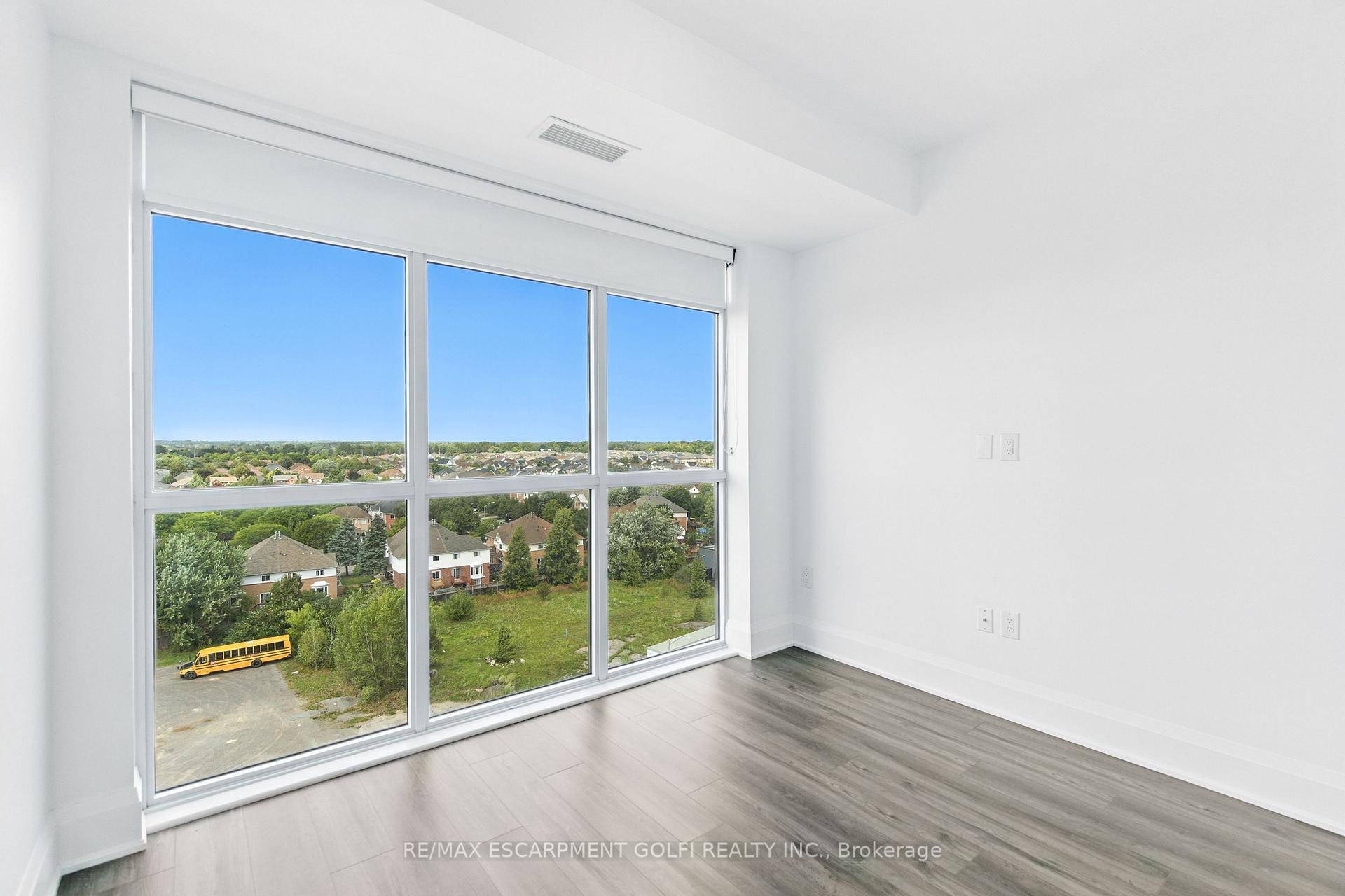 Photo 19 of Unit 902, 450 Dundas Street E, Hamilton, Waterdown — HOMEH