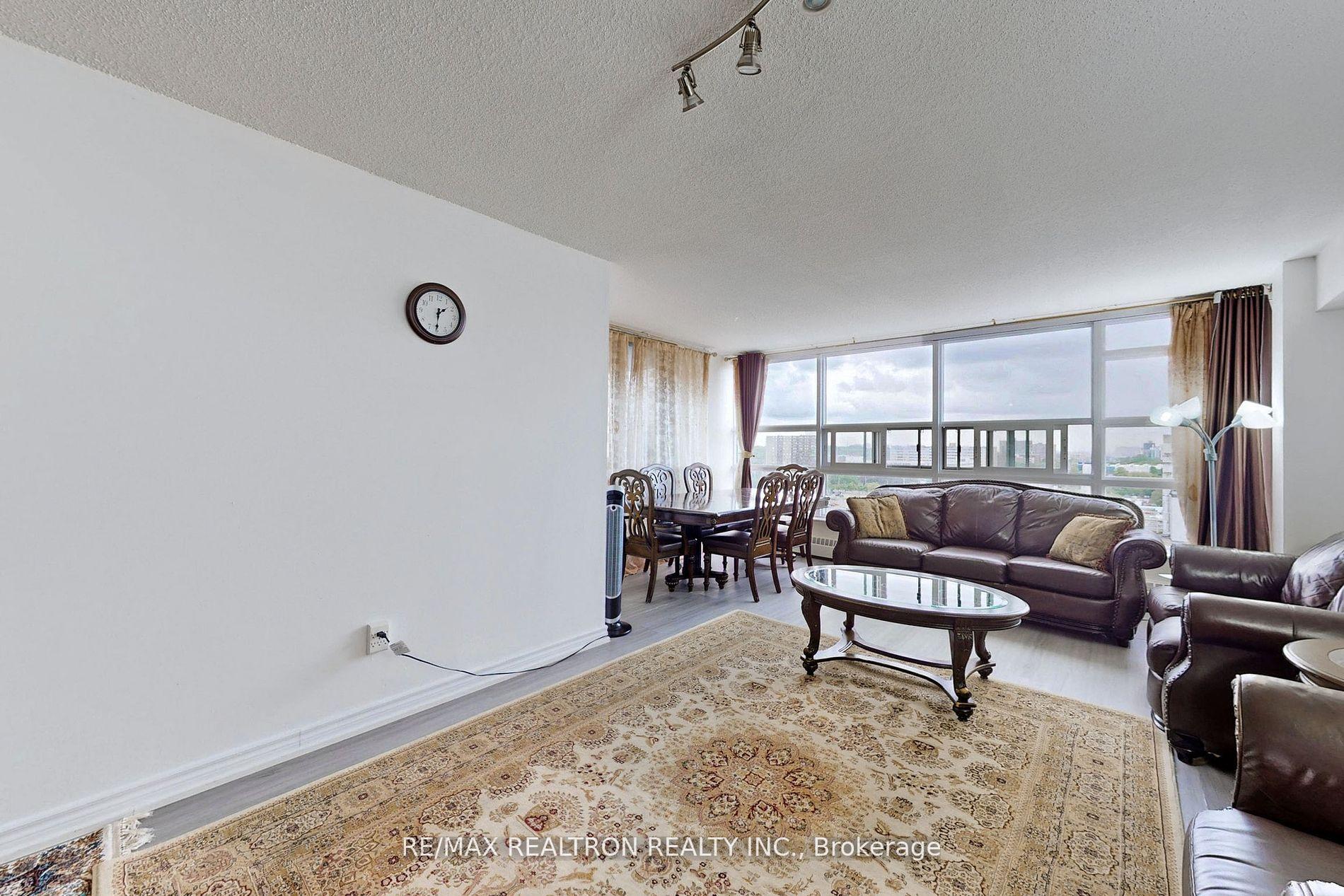 Photo 4 of Unit 1411, 3380 Eglinton Avenue E, Scarborough, Scarborough Village — HOMEH