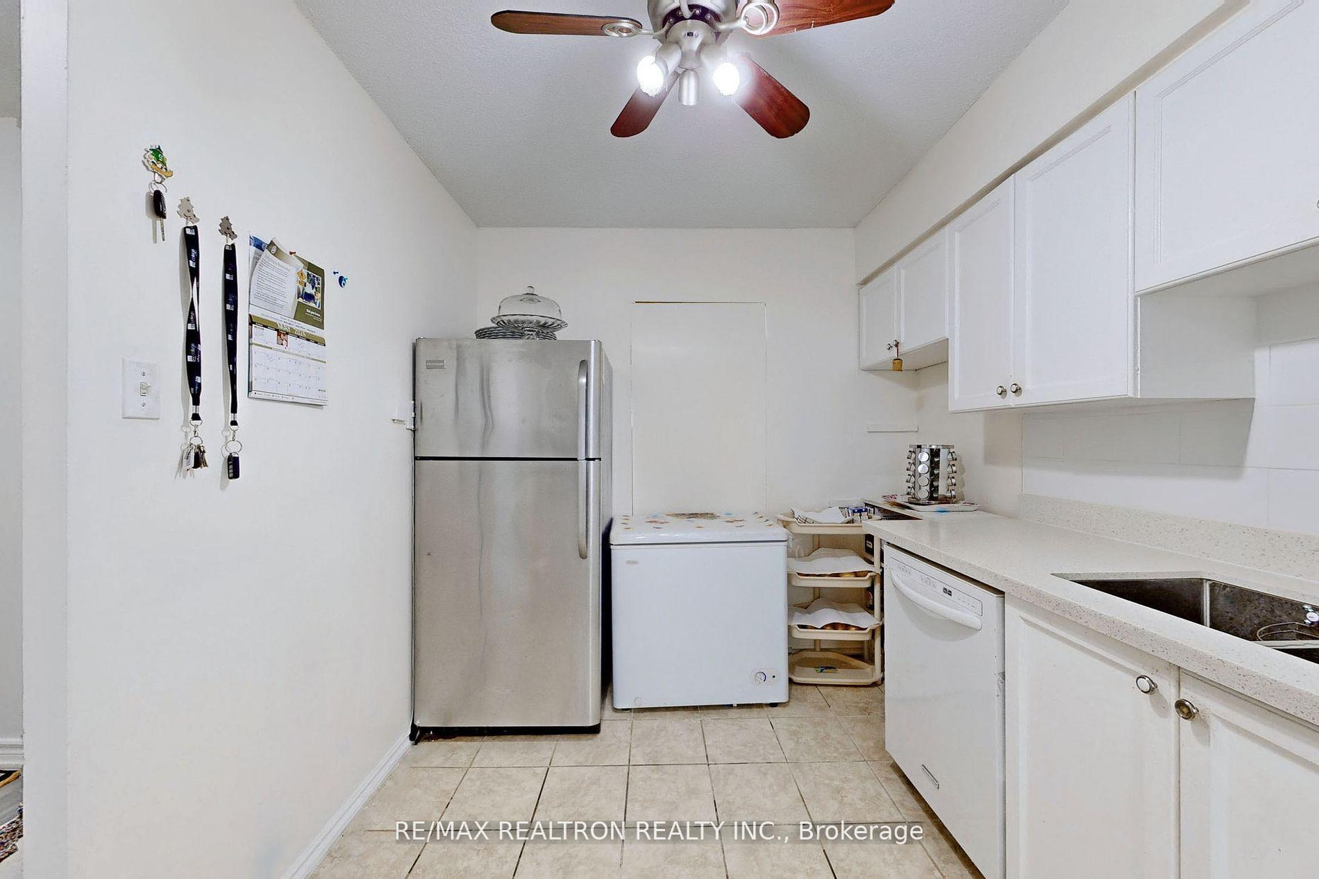 Photo 36 of Unit 1411, 3380 Eglinton Avenue E, Scarborough, Scarborough Village — HOMEH