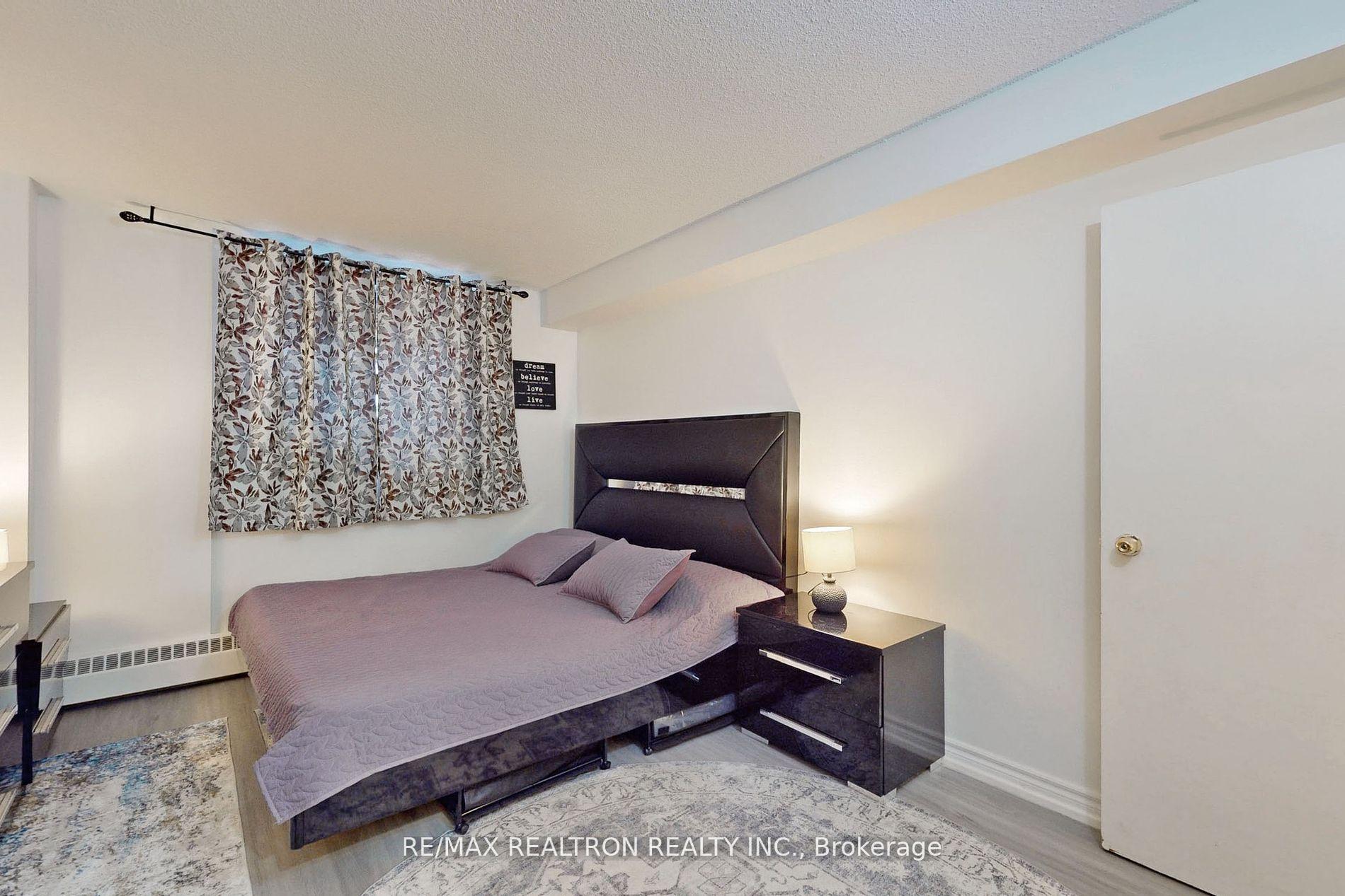 Photo 10 of Unit 1411, 3380 Eglinton Avenue E, Scarborough, Scarborough Village — HOMEH