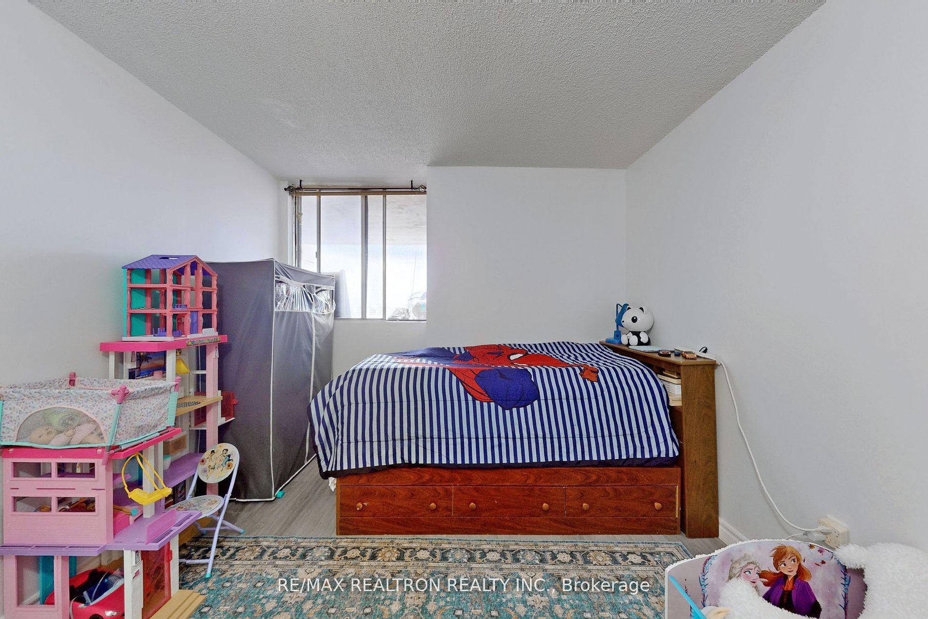 Photo 17 of Unit 1411, 3380 Eglinton Avenue E, Scarborough, Scarborough Village — HOMEH
