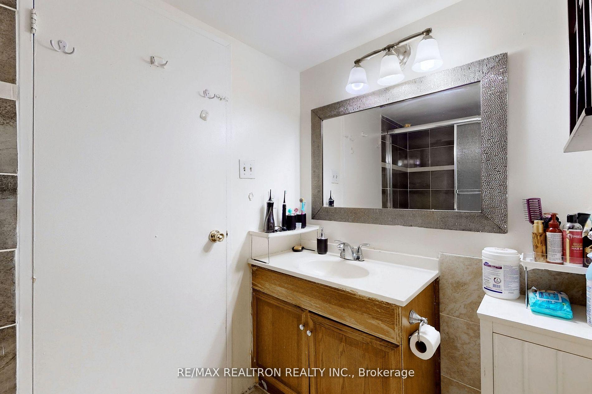 Photo 22 of Unit 1411, 3380 Eglinton Avenue E, Scarborough, Scarborough Village — HOMEH