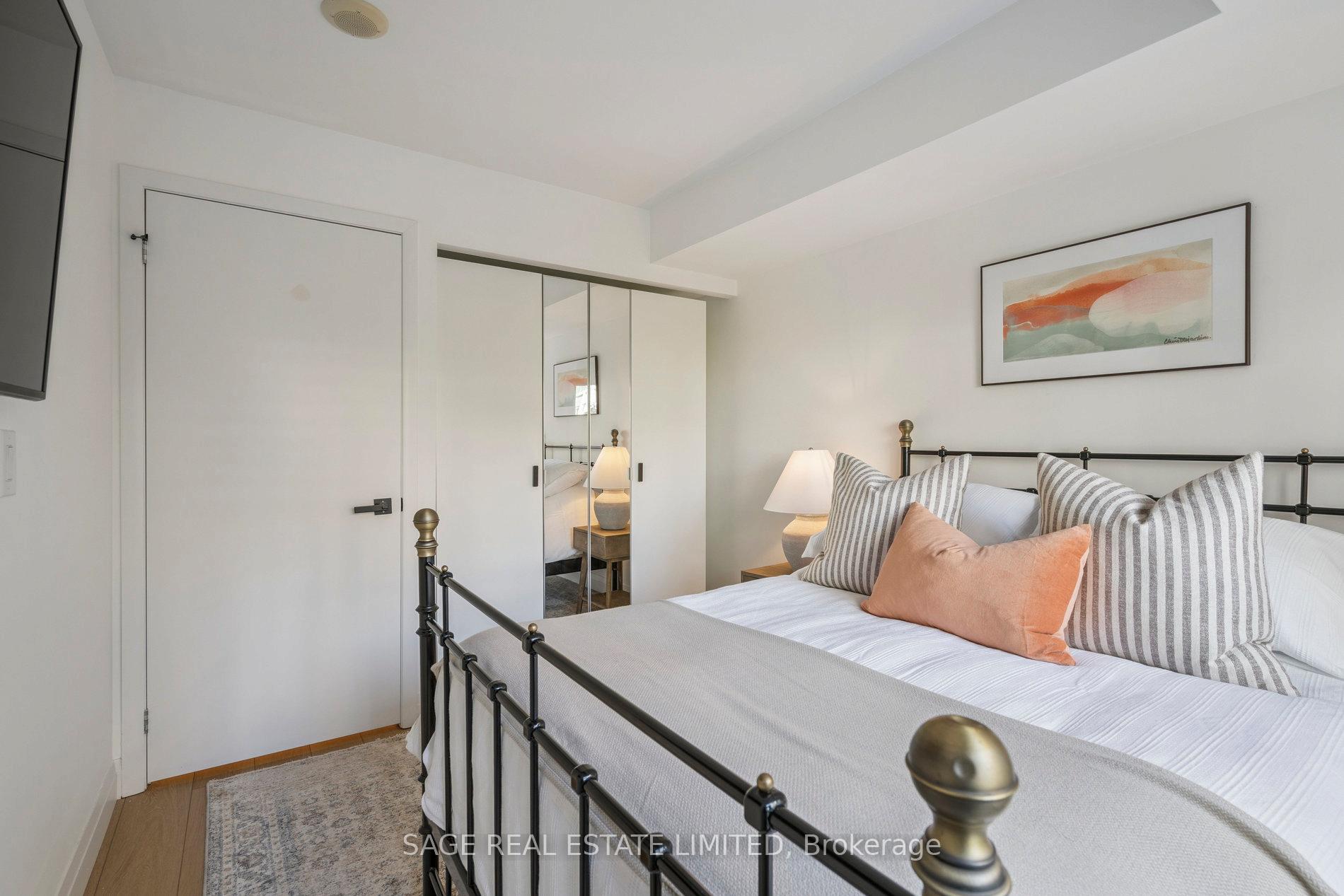 Photo 10 of Unit 403, 76 Shuter Street, Toronto, Church-Yonge Corridor — HOMEH