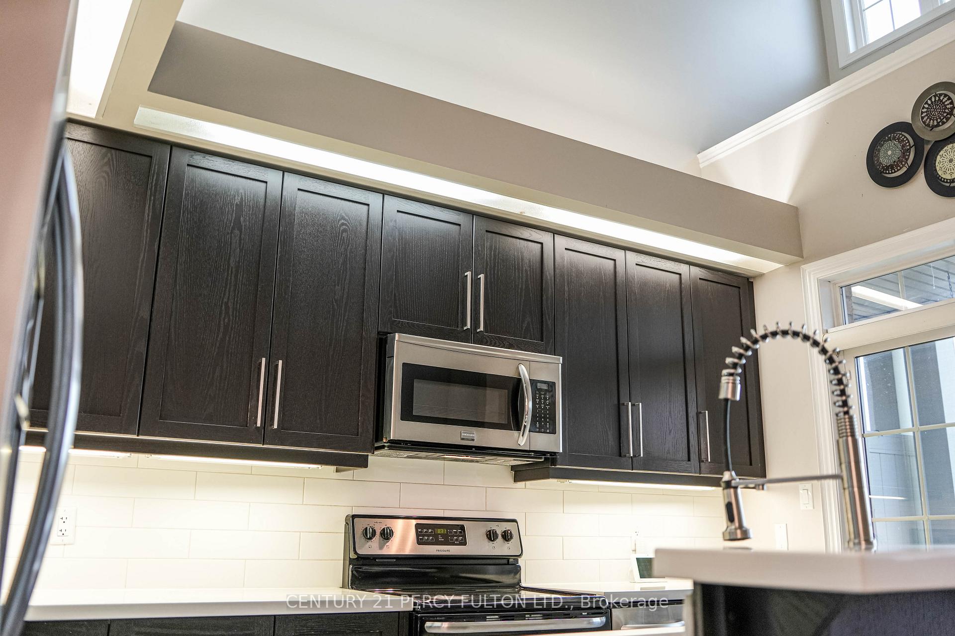 Photo 27 of 48 Lovegrove Lane, Ajax, Central — HOMEH