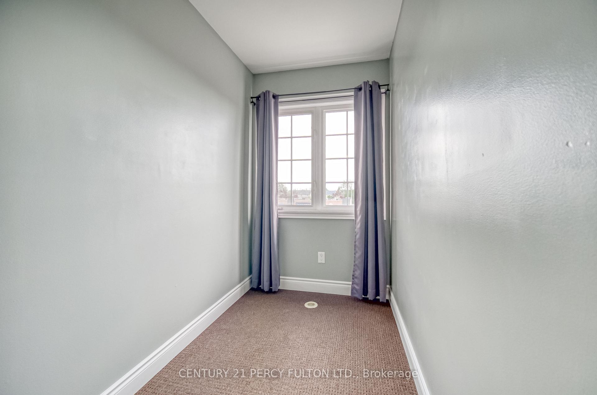 Photo 23 of 48 Lovegrove Lane, Ajax, Central — HOMEH