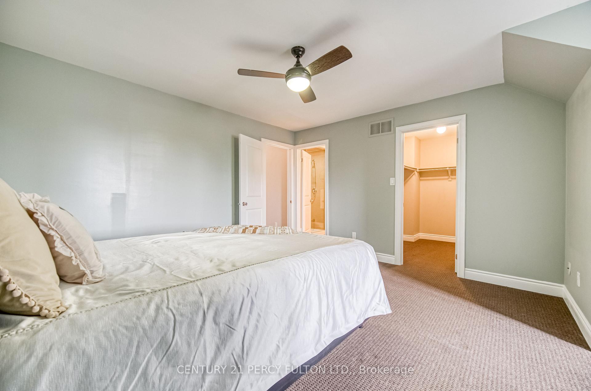 Photo 20 of 48 Lovegrove Lane, Ajax, Central — HOMEH
