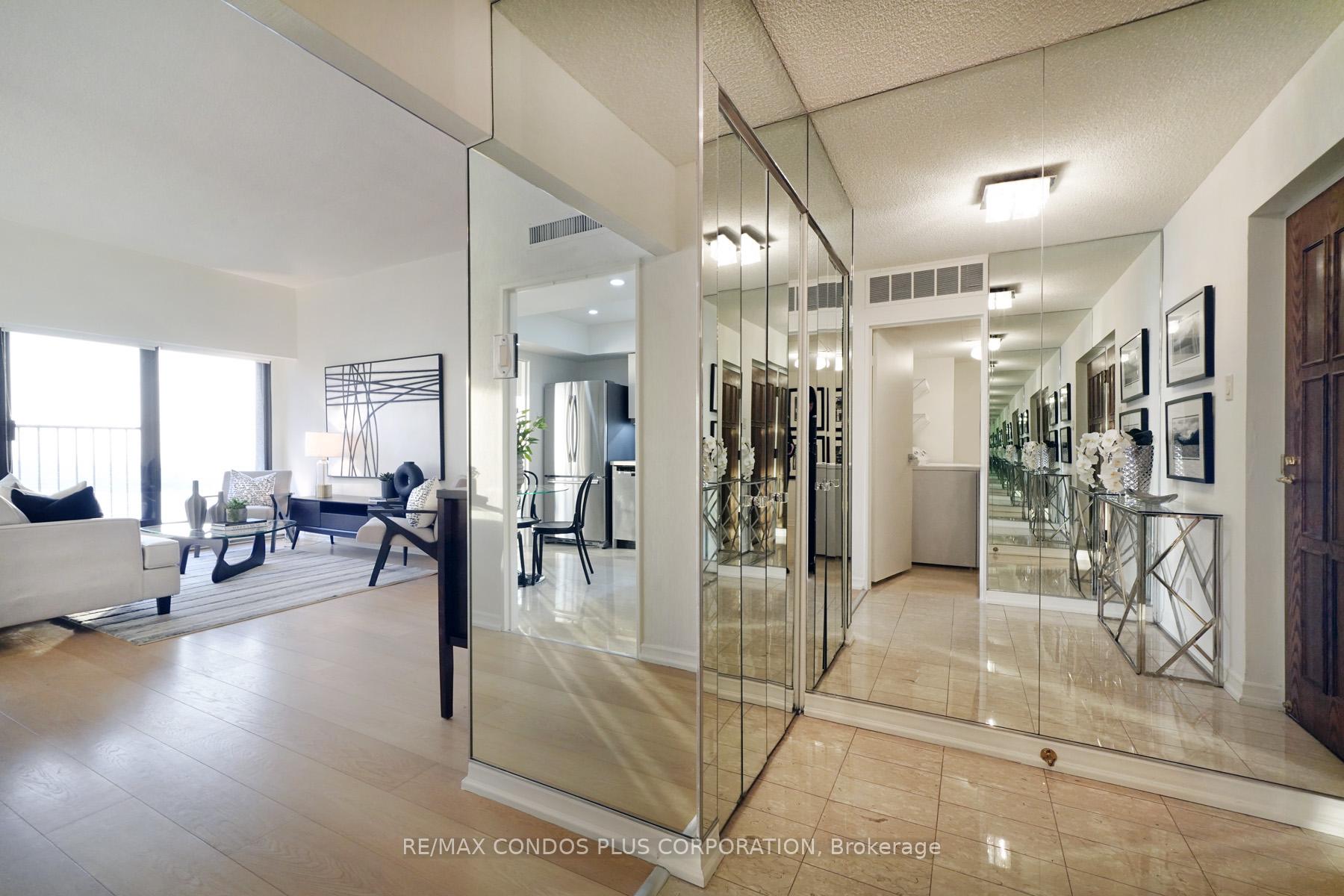 Photo 20 of Unit 3603, 65 Harbour Square, Toronto, Waterfront Communities — HOMEH