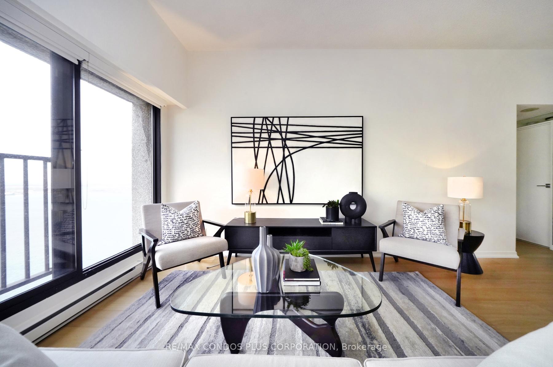 Photo 14 of Unit 3603, 65 Harbour Square, Toronto, Waterfront Communities — HOMEH