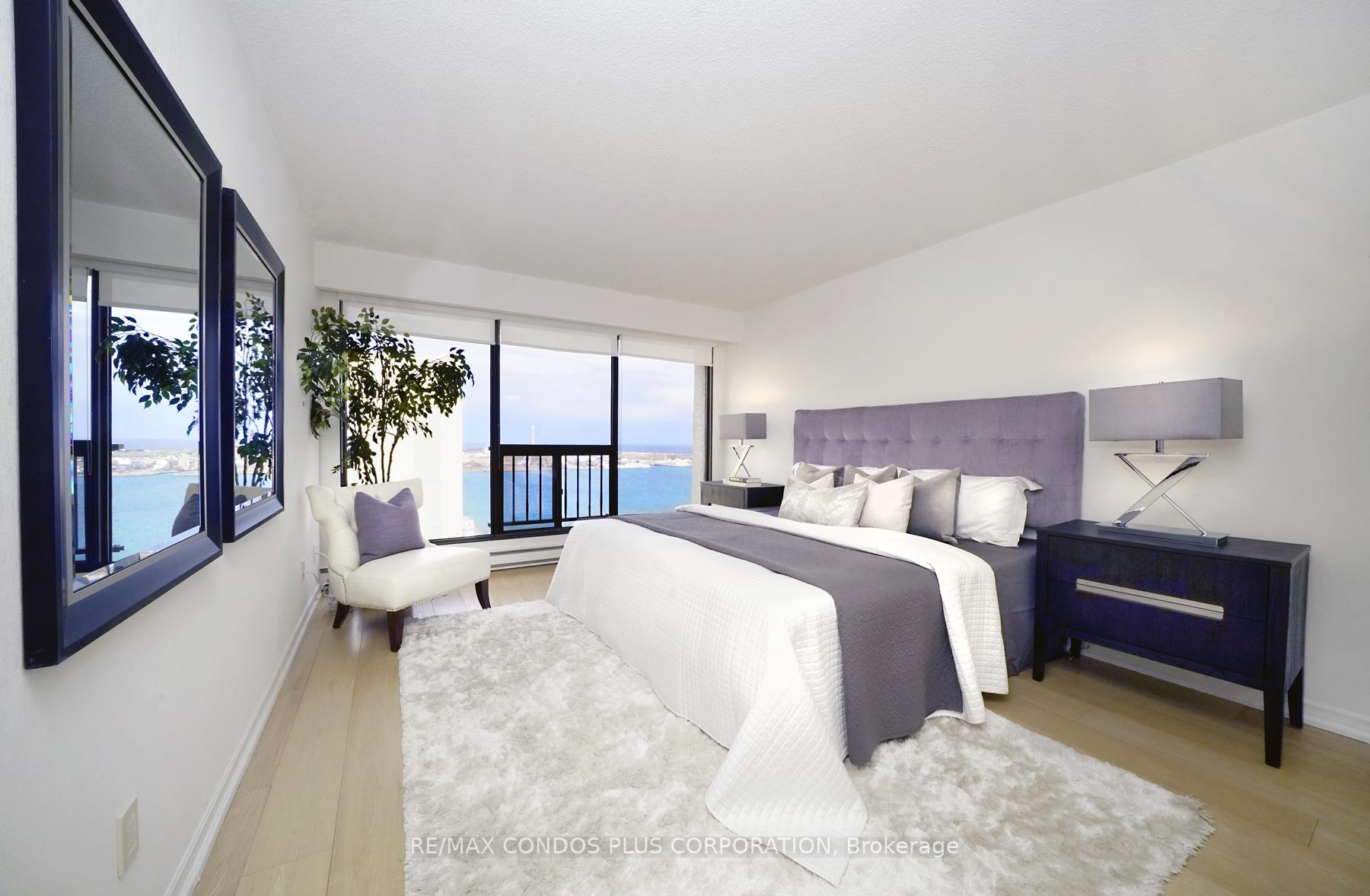 Photo 25 of Unit 3603, 65 Harbour Square, Toronto, Waterfront Communities — HOMEH