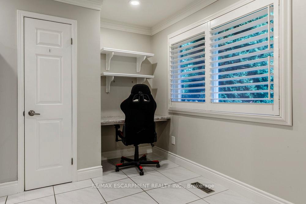 Photo 7 of Unit 54, 26 Moss Boulevard, Hamilton, Dundas — HOMEH