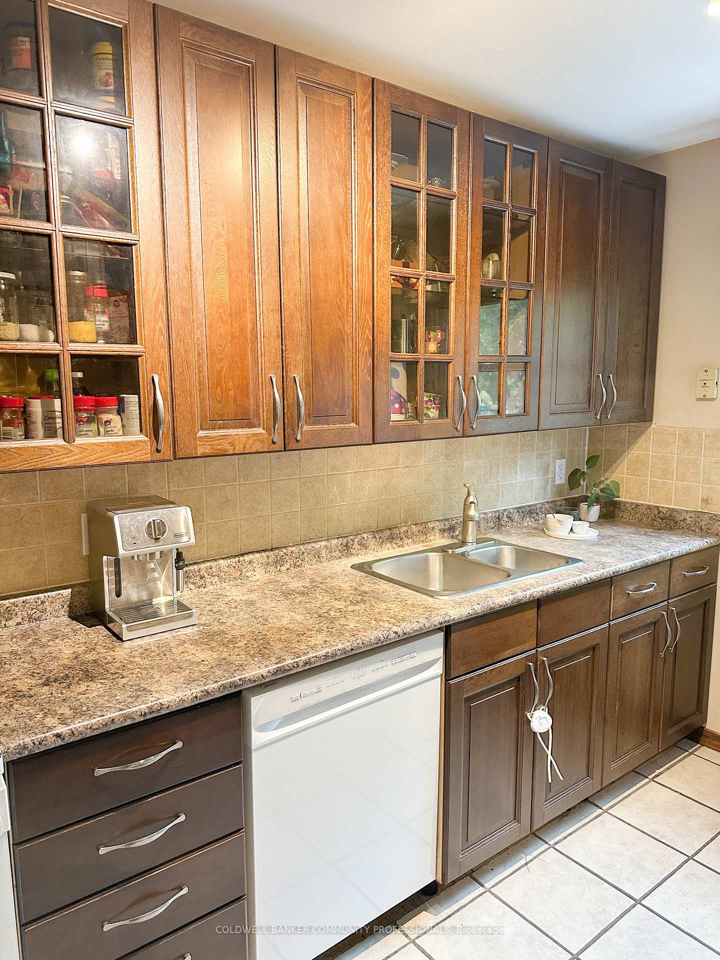 Photo 8 of Unit G, 657 Albert Street, Waterloo — HOMEH