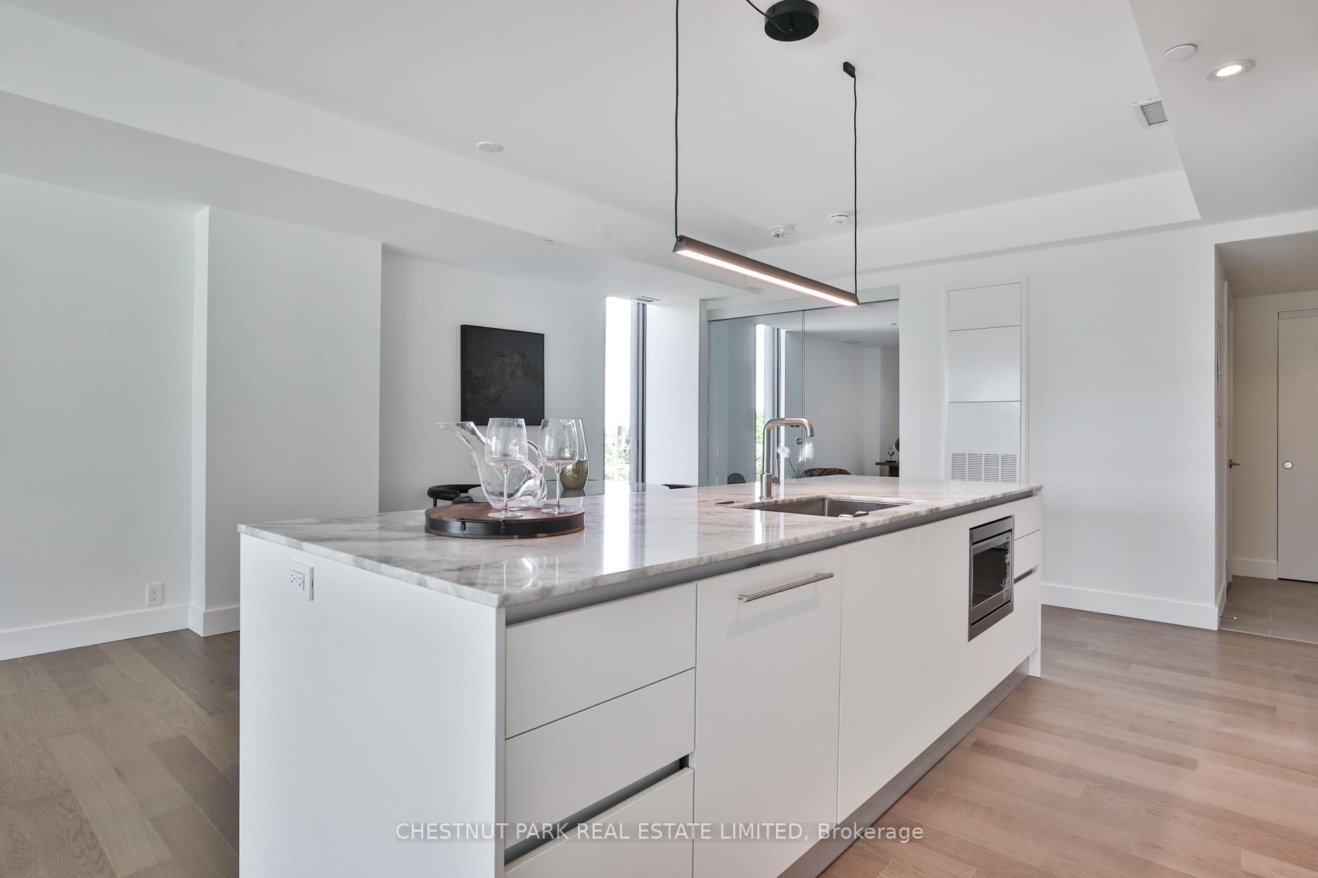 Photo 7 of Unit 408, 1414 Bayview Avenue, Toronto, Mount Pleasant East — HOMEH