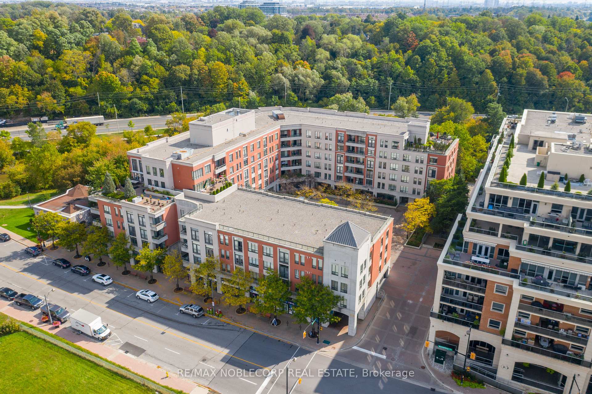 Front of Unit 419, 53 Woodbridge Avenue