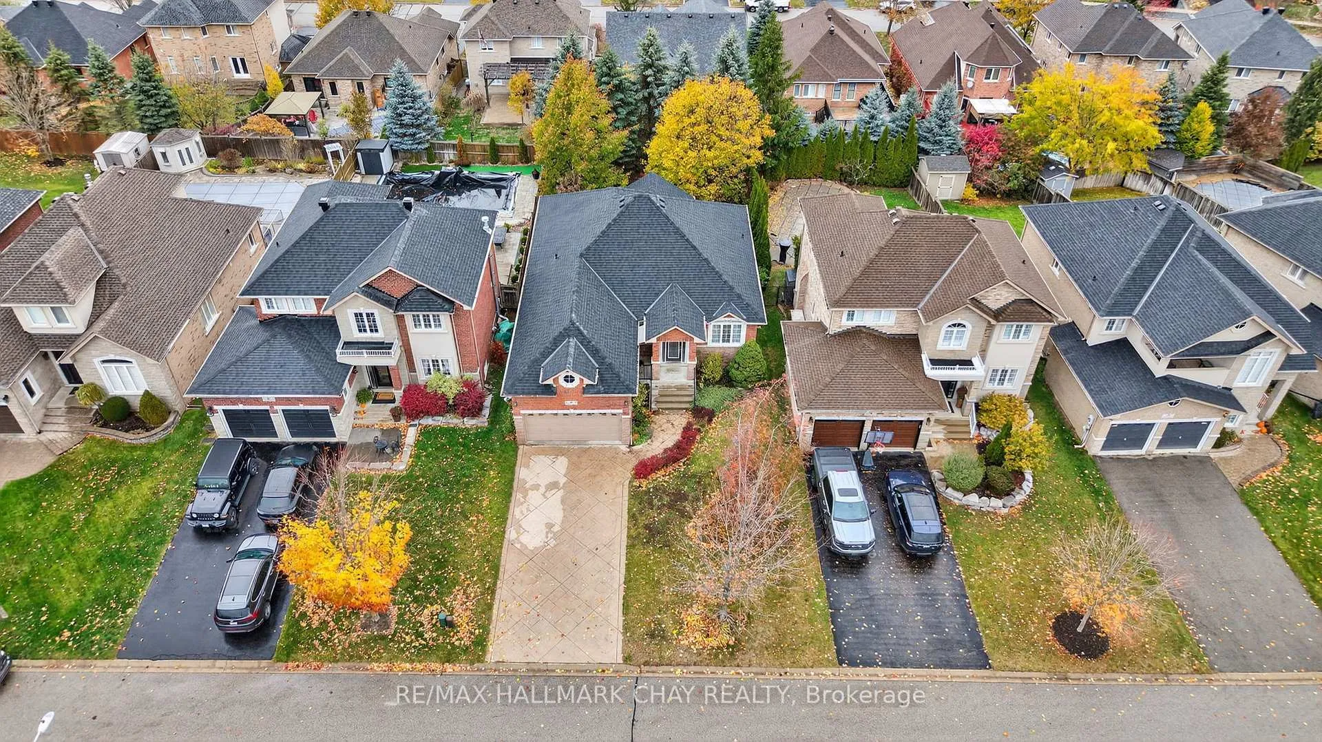 Photo 1 of 16 Stapleton Place, Barrie, Ardagh — HOMEH