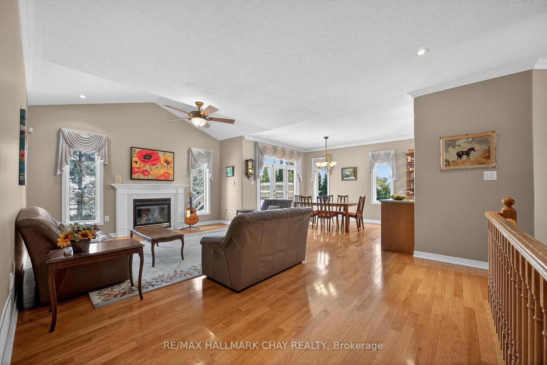 Photo 17 of 16 Stapleton Place, Barrie, Ardagh — HOMEH