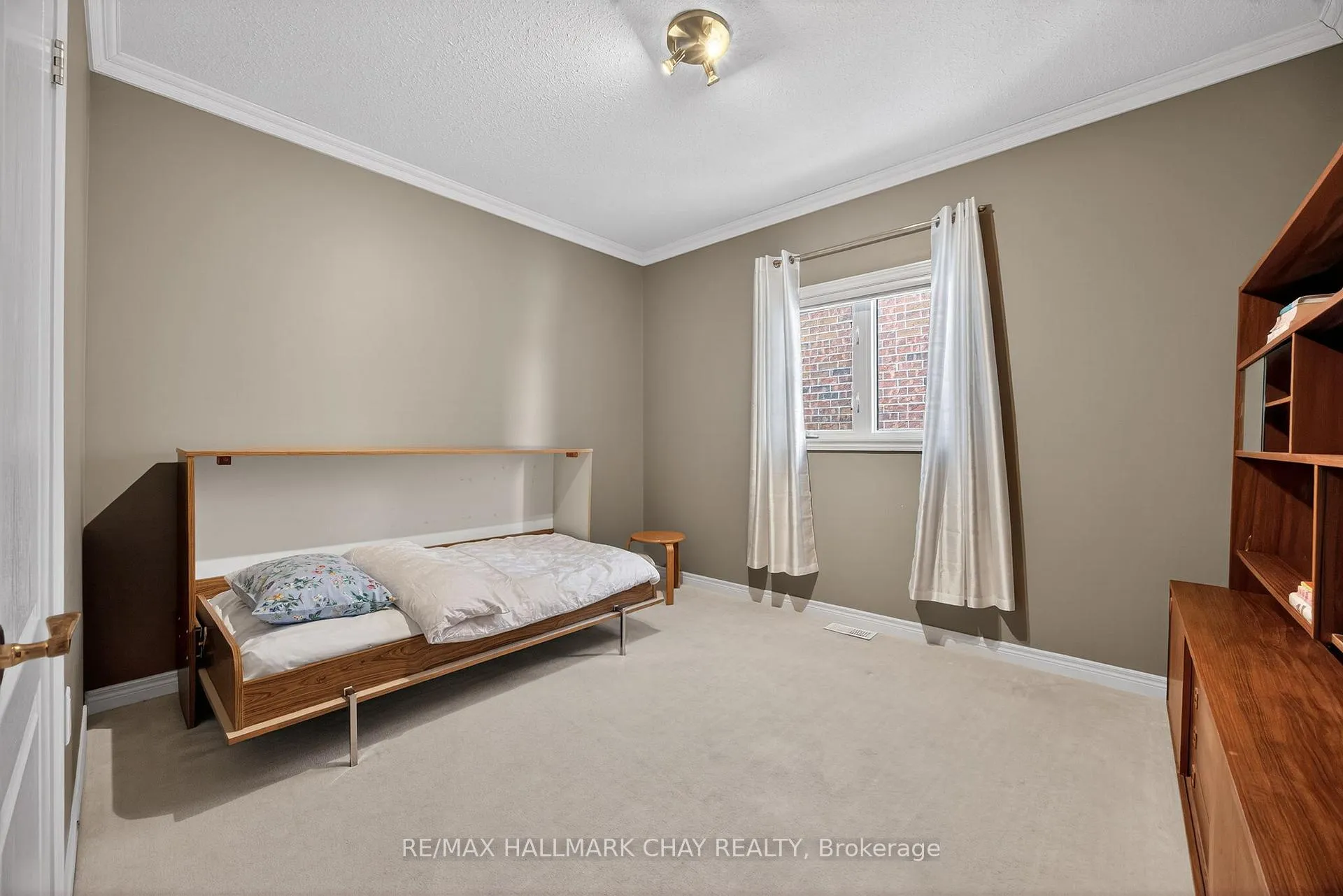 Photo 21 of 16 Stapleton Place, Barrie, Ardagh — HOMEH