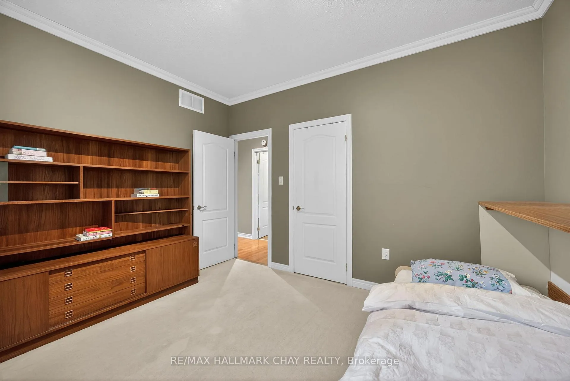 Photo 22 of 16 Stapleton Place, Barrie, Ardagh — HOMEH