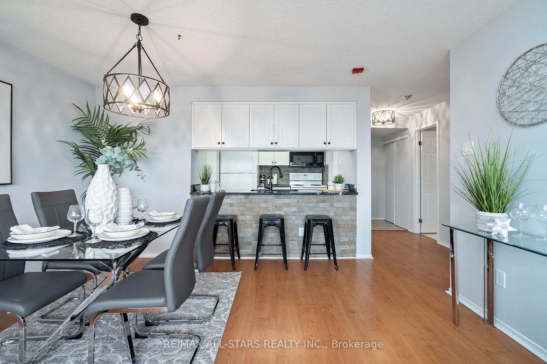 Photo 12 of Unit 512, 2 Raymerville Drive, Markham, Raymerville — HOMEH