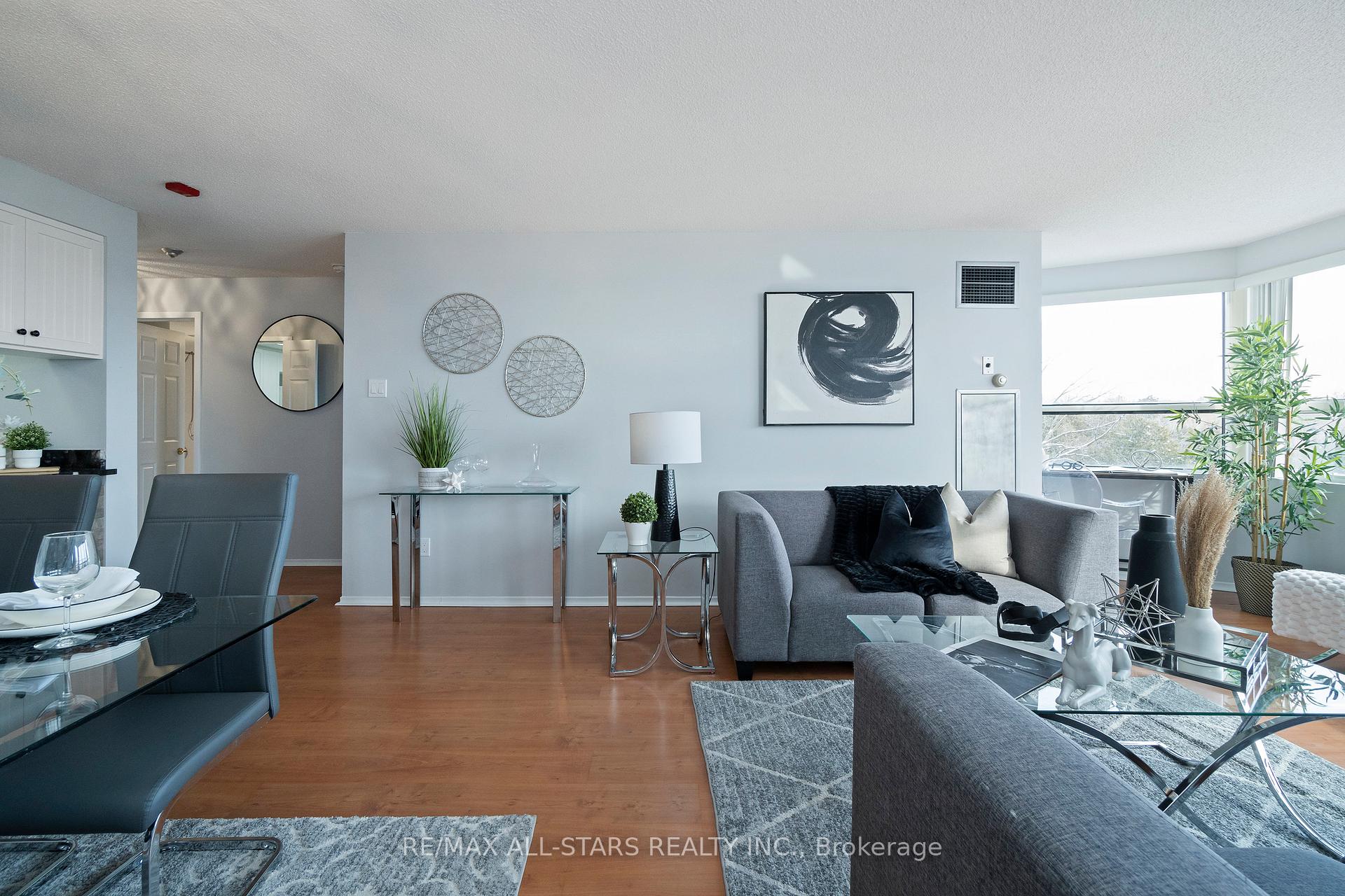 Photo 17 of Unit 512, 2 Raymerville Drive, Markham, Raymerville — HOMEH