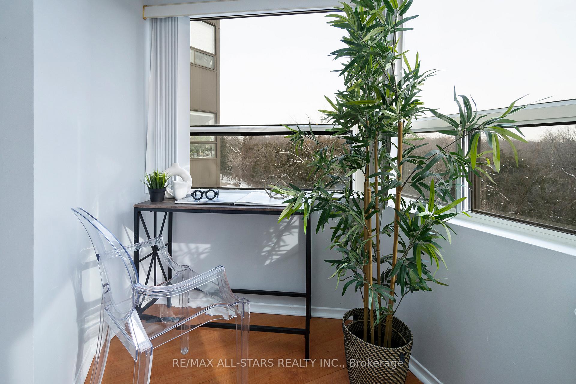 Photo 10 of Unit 512, 2 Raymerville Drive, Markham, Raymerville — HOMEH