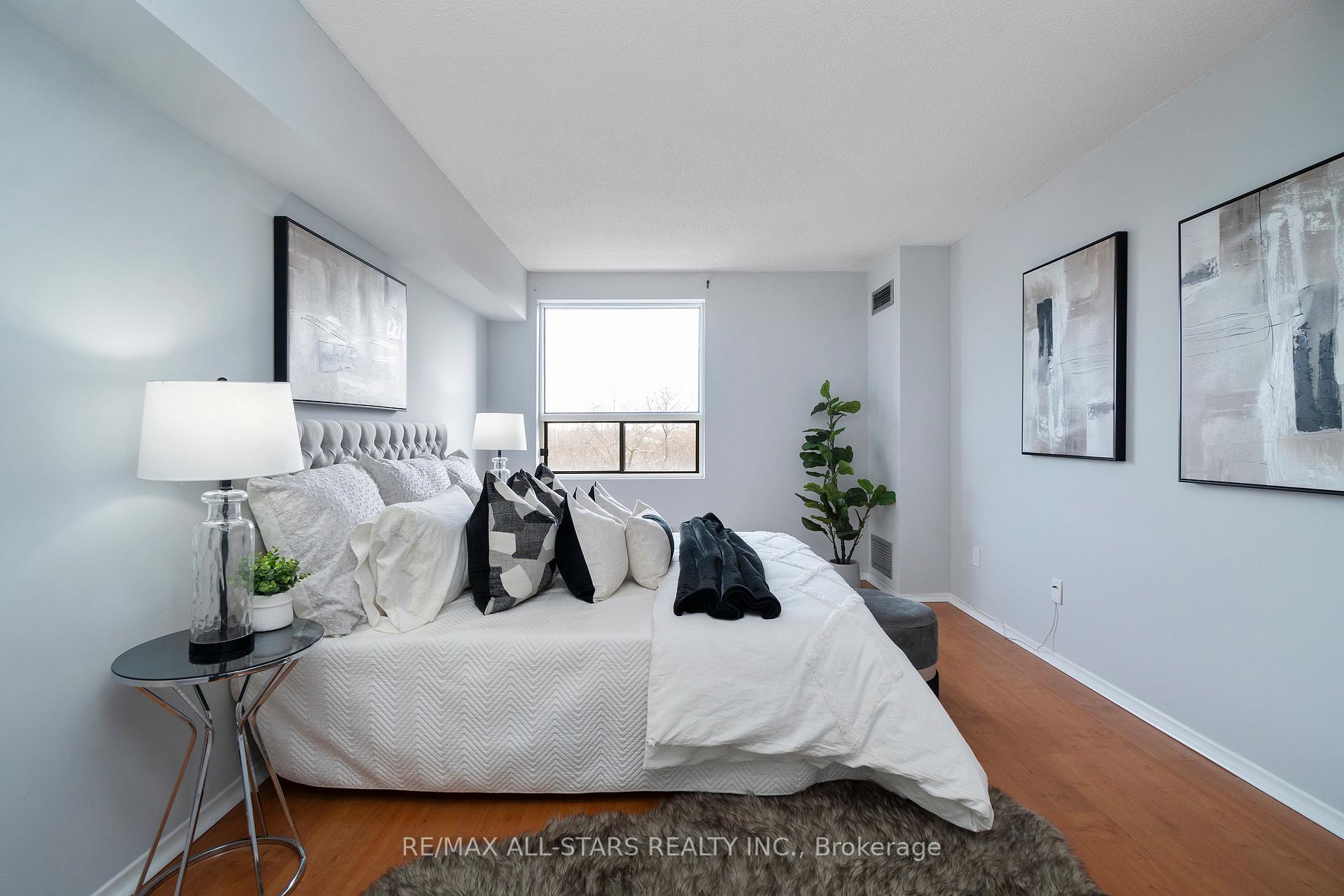 Photo 11 of Unit 512, 2 Raymerville Drive, Markham, Raymerville — HOMEH
