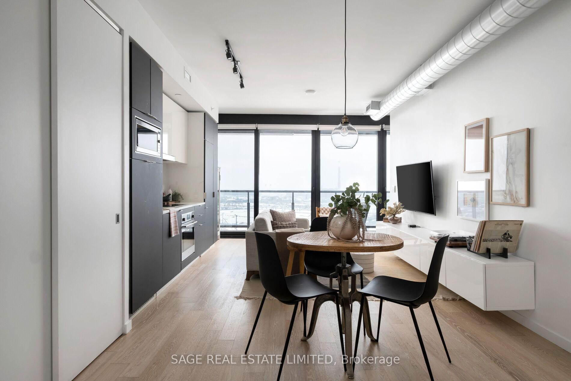 Photo 8 of Unit 1908, 170 Bayview Avenue, Toronto, Waterfront Communities — HOMEH