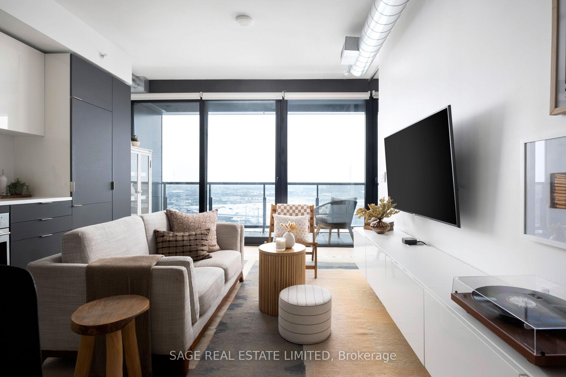 Photo 9 of Unit 1908, 170 Bayview Avenue, Toronto, Waterfront Communities — HOMEH