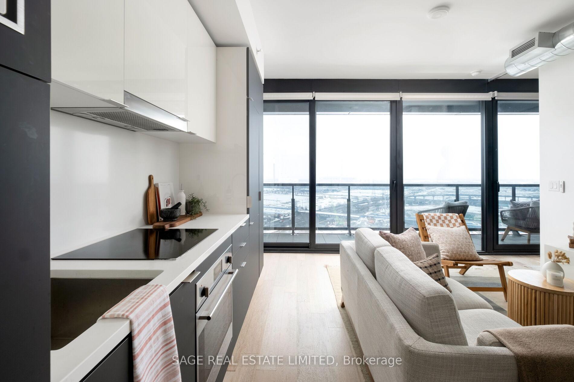 Photo 11 of Unit 1908, 170 Bayview Avenue, Toronto, Waterfront Communities — HOMEH