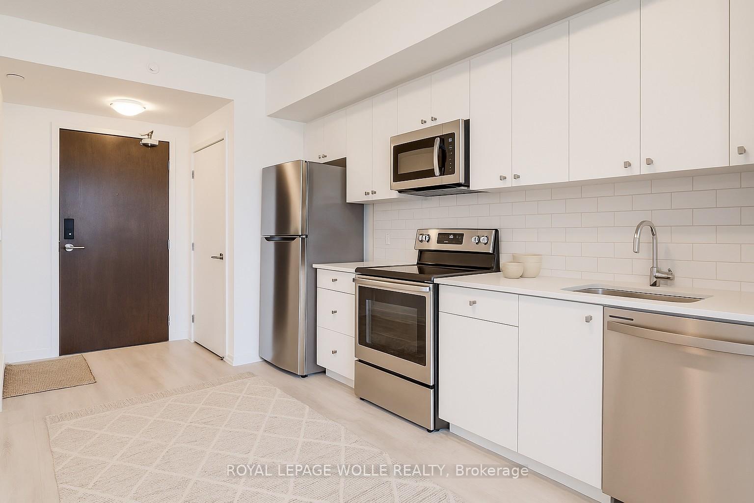 Photo 10 of Unit 407, 101 Golden Eagle Road, Waterloo, North Lakeshore — HOMEH