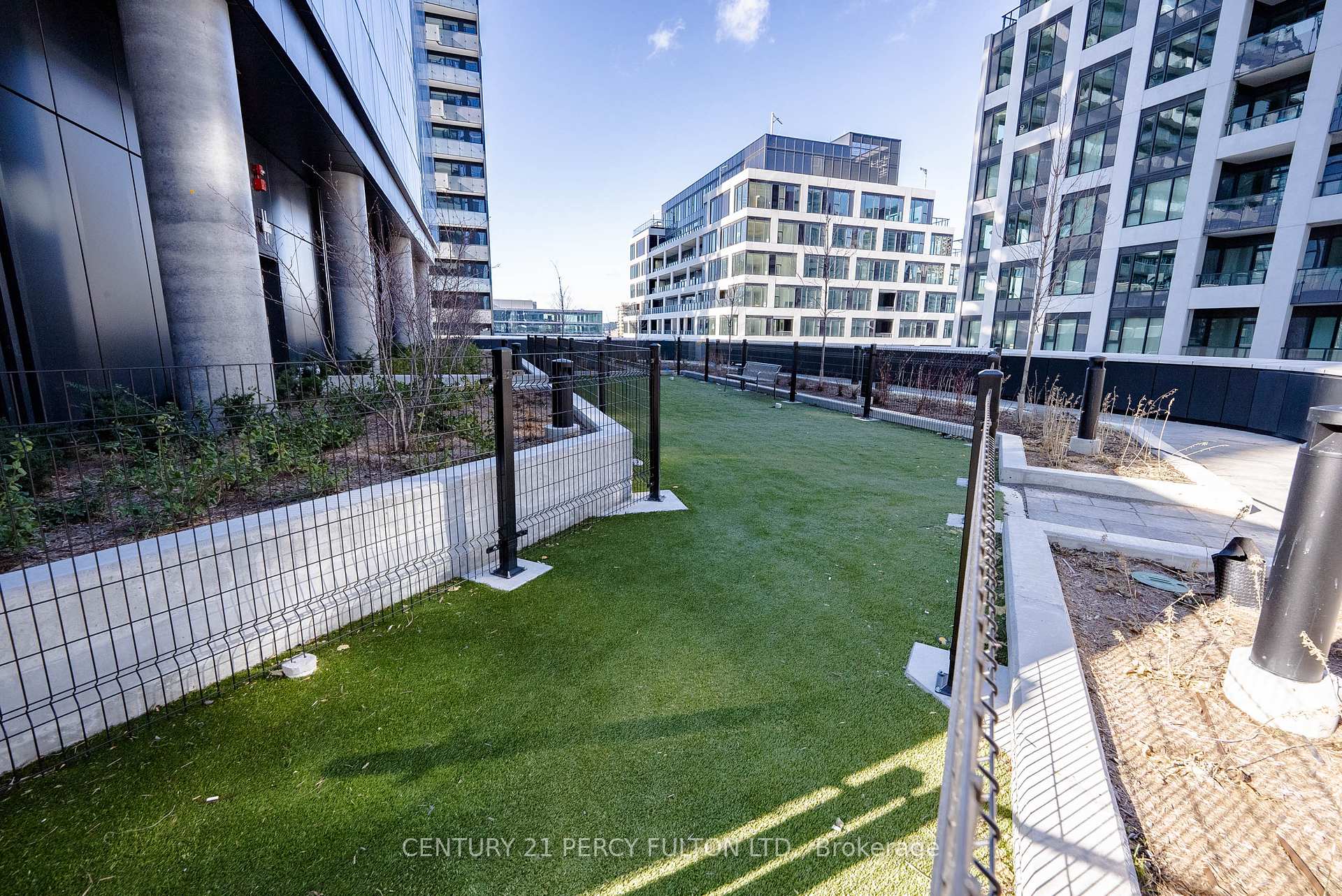 Photo 12 of Unit 1301, 470 Front Street W, Toronto, Waterfront Communities — HOMEH