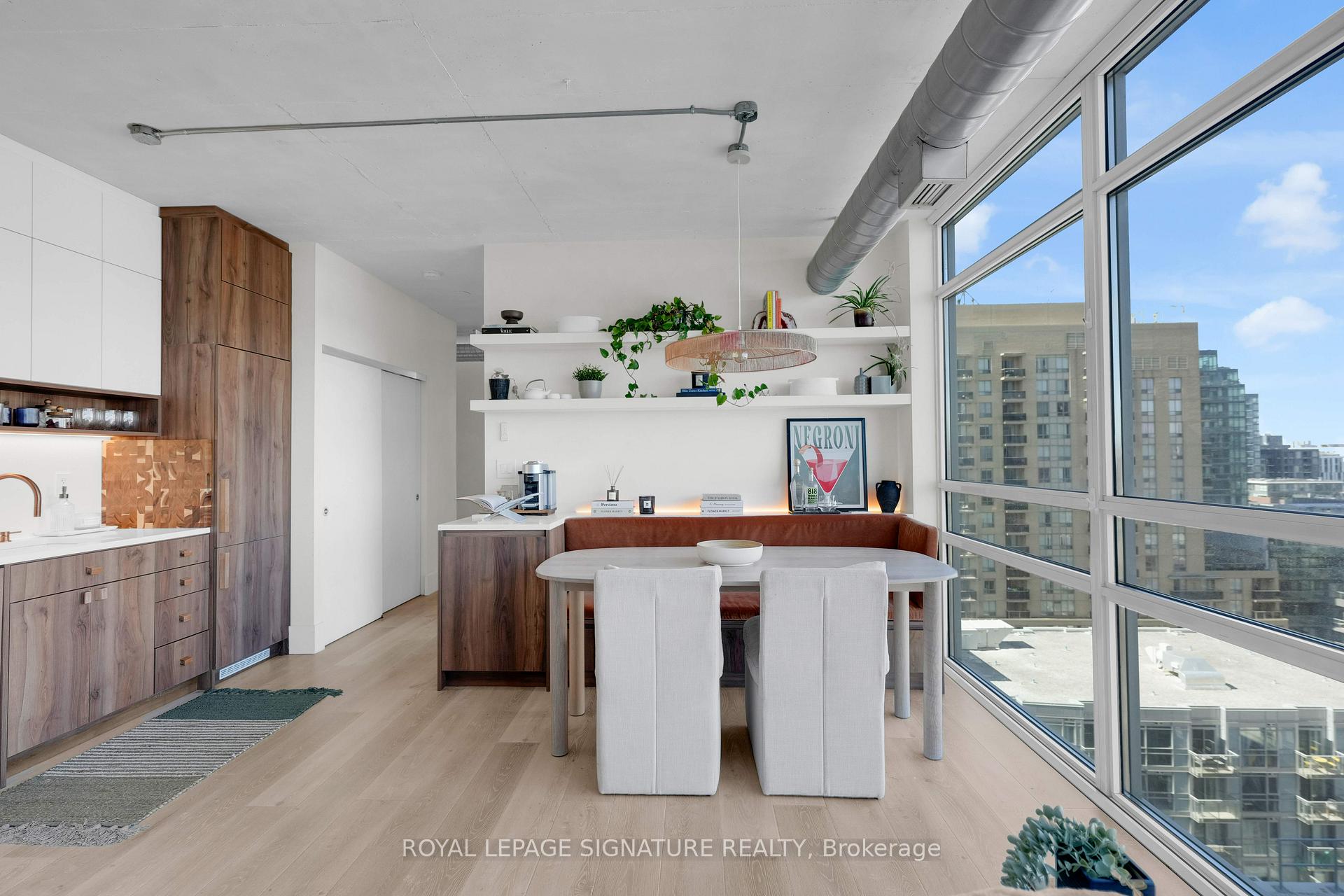 Photo 9 of Unit 1304, 150 Sudbury Street, Toronto, Little Portugal — HOMEH