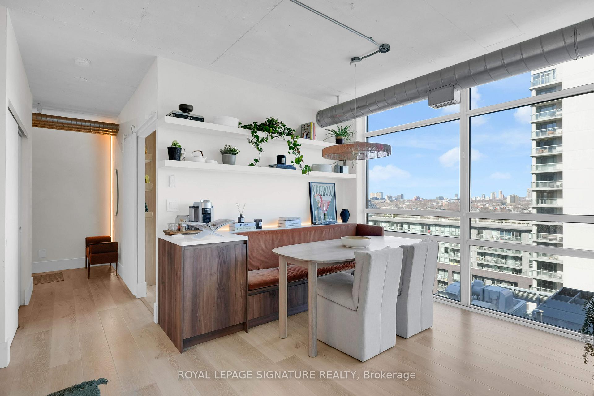 Photo 8 of Unit 1304, 150 Sudbury Street, Toronto, Little Portugal — HOMEH