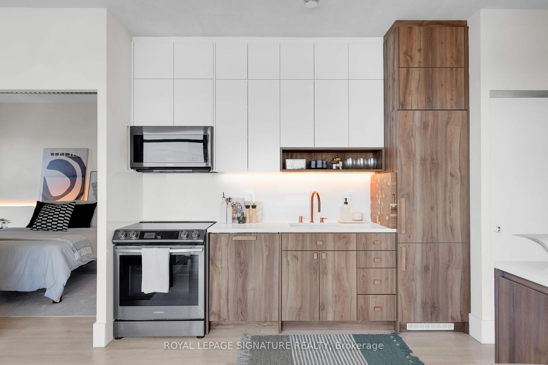 Photo 10 of Unit 1304, 150 Sudbury Street, Toronto, Little Portugal — HOMEH