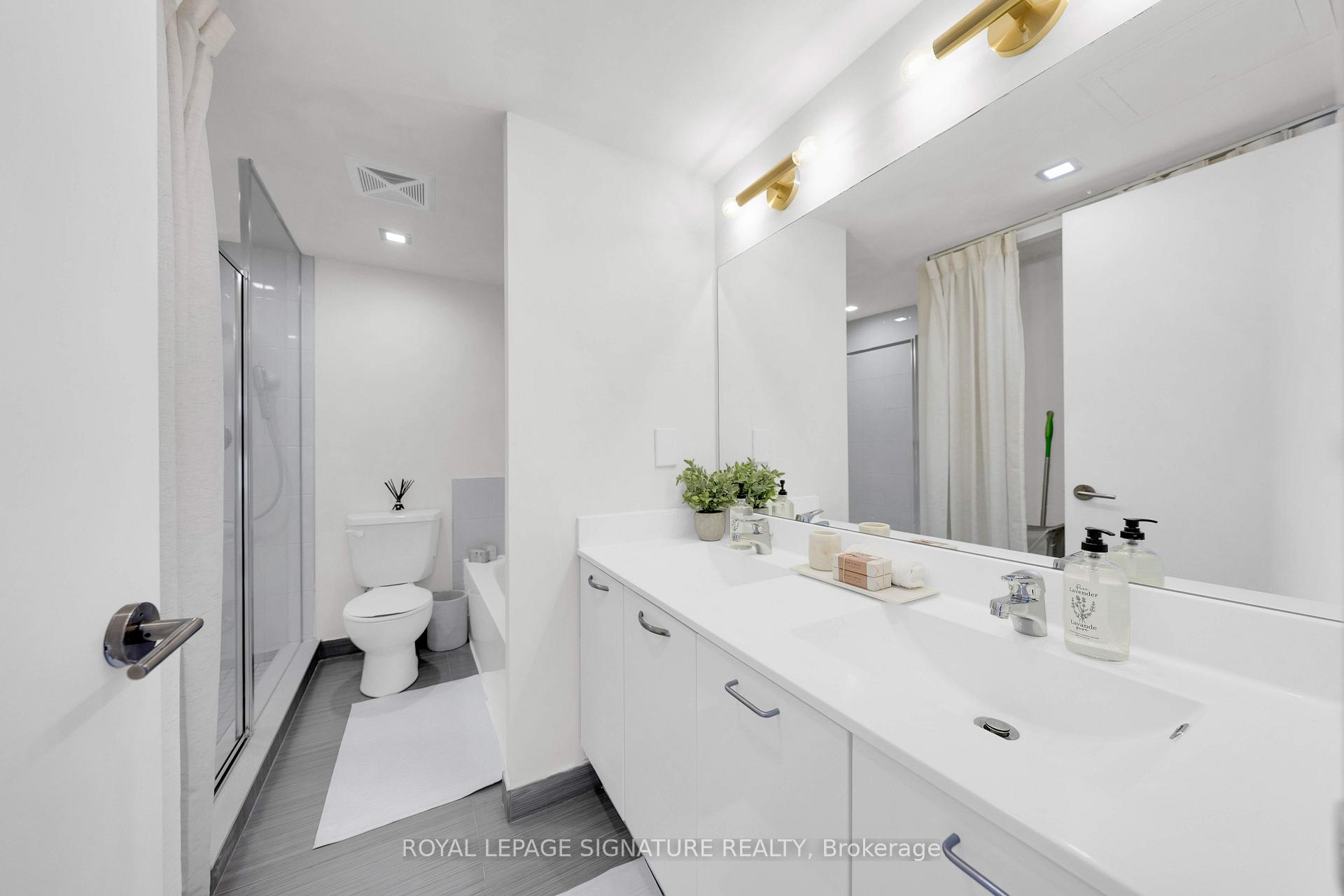 Photo 12 of Unit 1304, 150 Sudbury Street, Toronto, Little Portugal — HOMEH