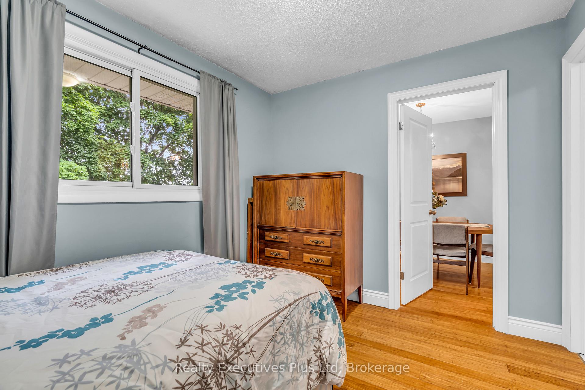 Photo 21 of 61 Mcilwraith Crescent, Guelph, Grange Road — HOMEH