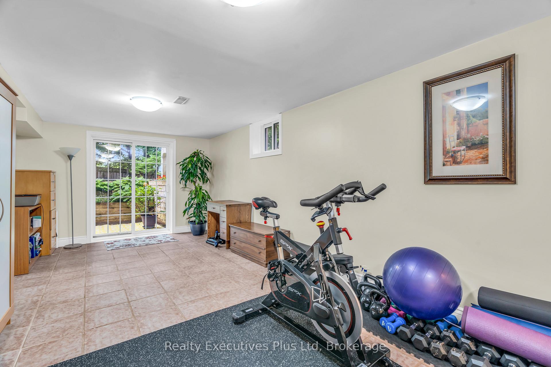 Photo 27 of 61 Mcilwraith Crescent, Guelph, Grange Road — HOMEH