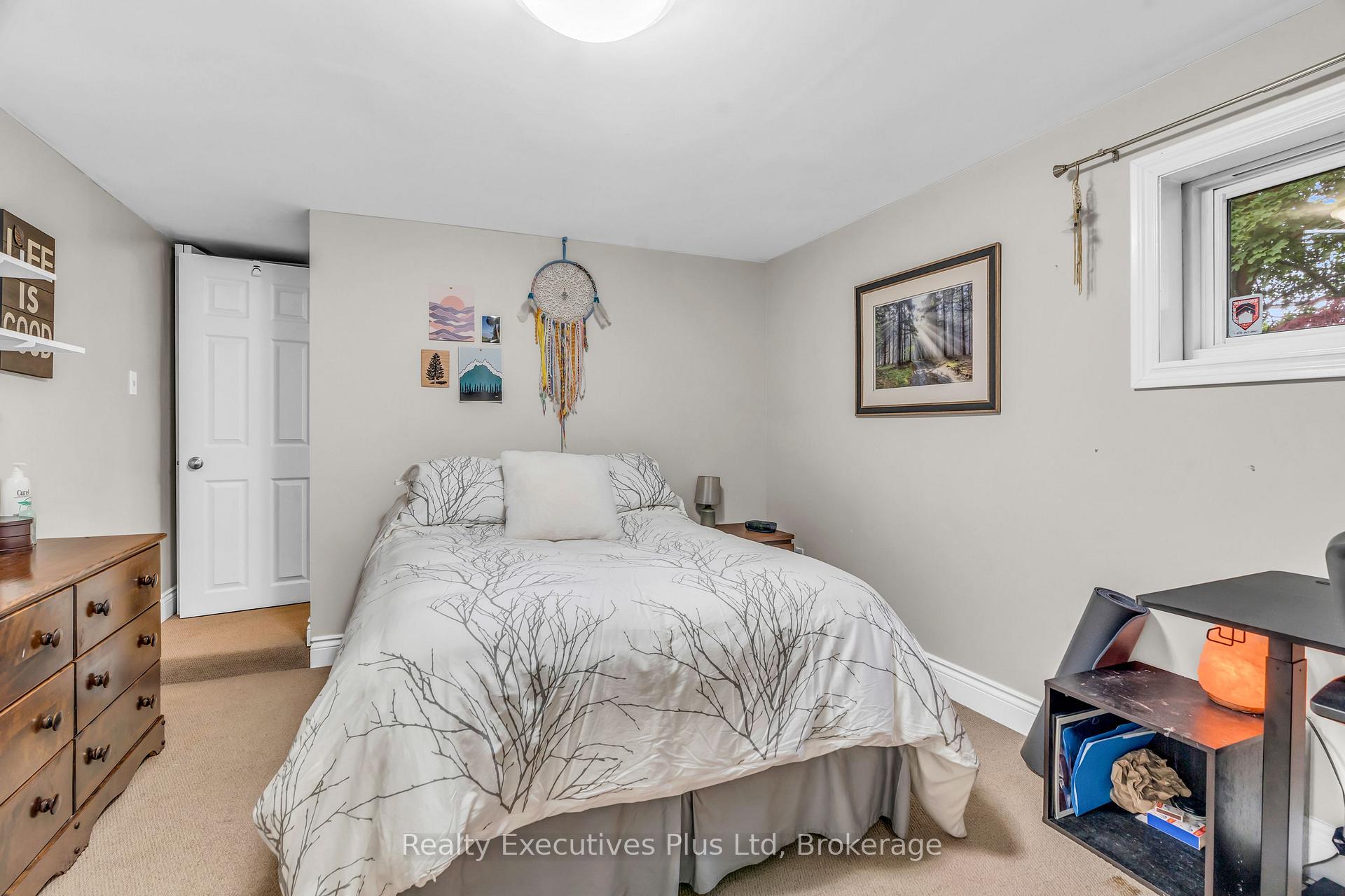 Photo 30 of 61 Mcilwraith Crescent, Guelph, Grange Road — HOMEH