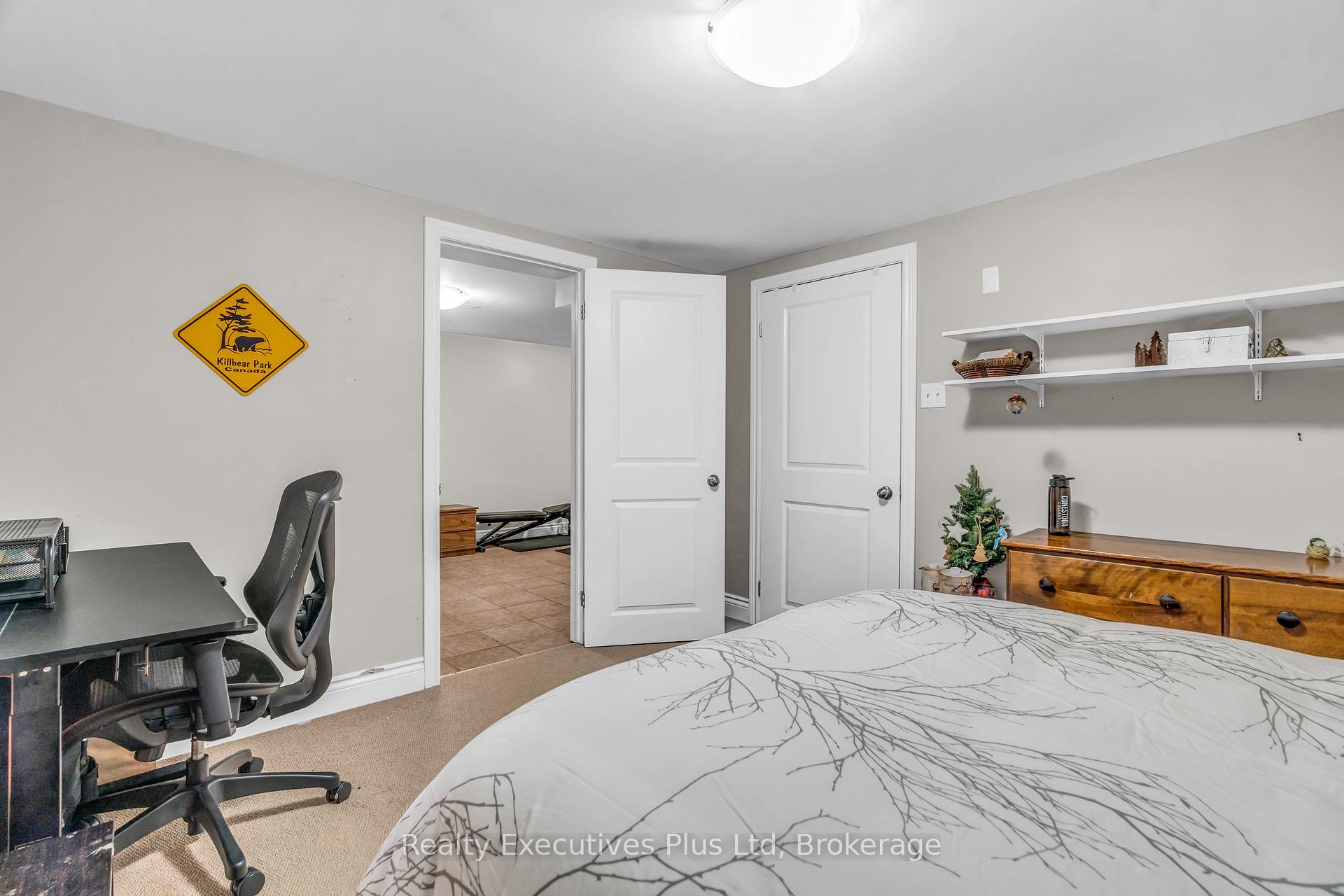 Photo 31 of 61 Mcilwraith Crescent, Guelph, Grange Road — HOMEH