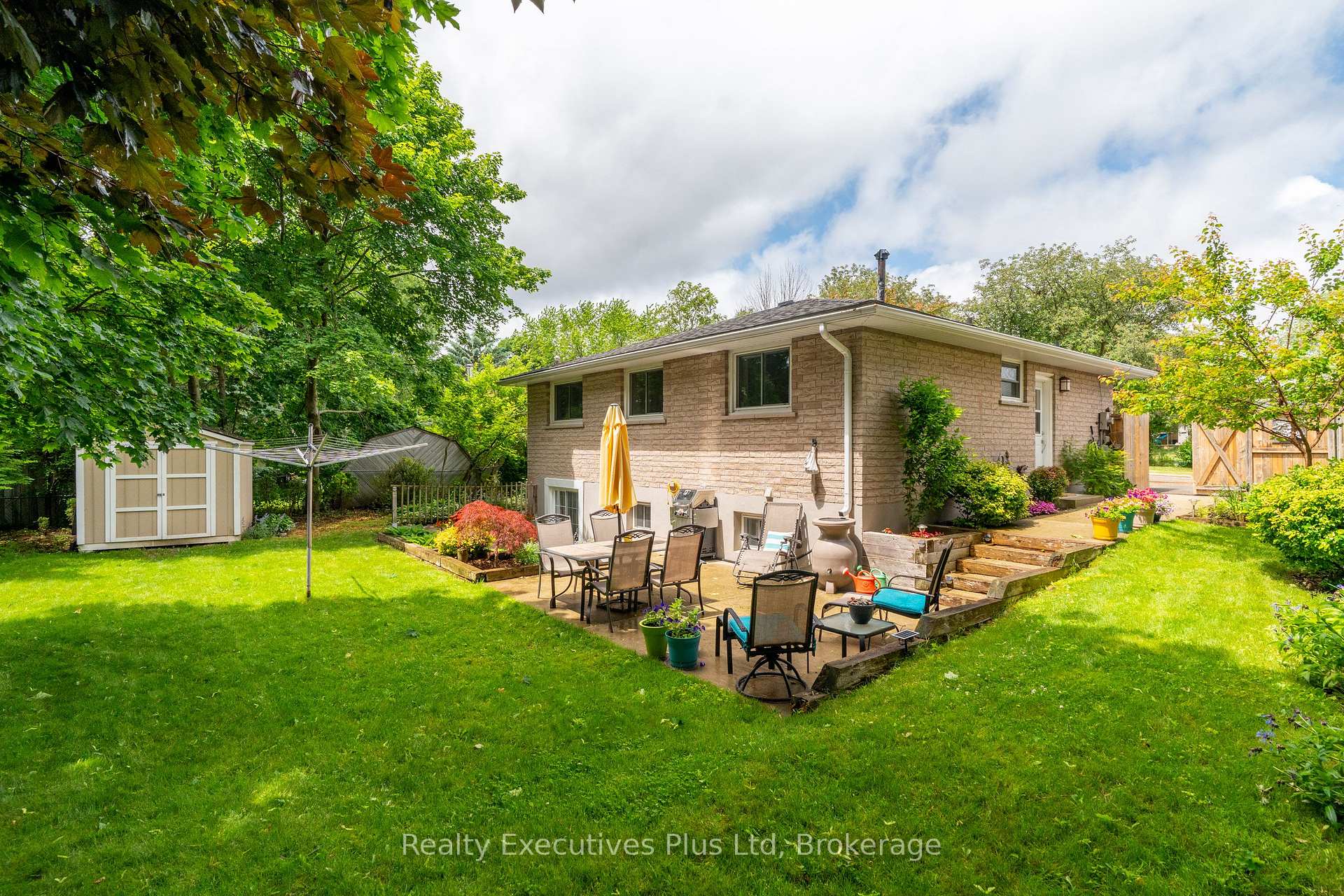 Photo 37 of 61 Mcilwraith Crescent, Guelph, Grange Road — HOMEH