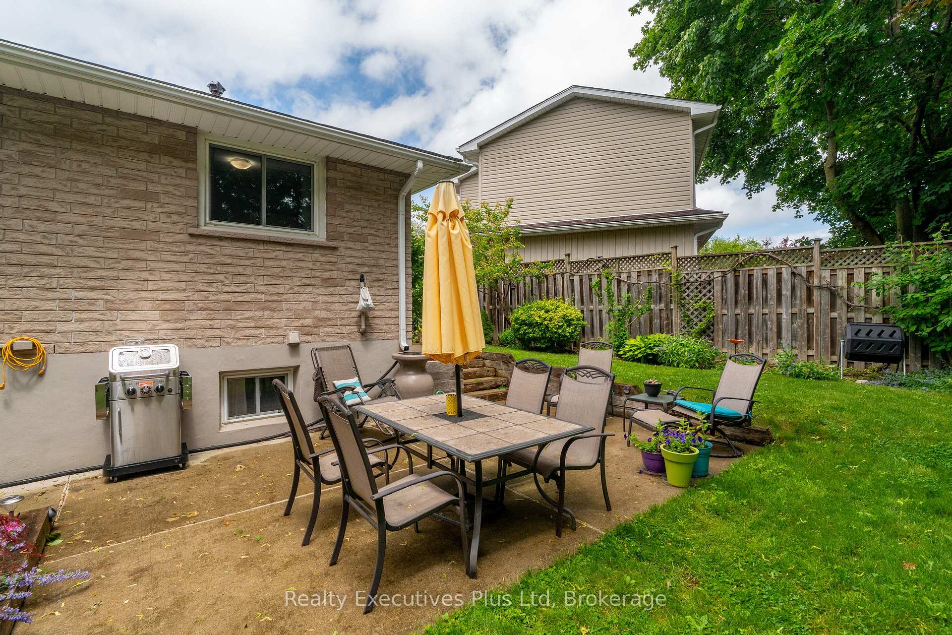 Photo 40 of 61 Mcilwraith Crescent, Guelph, Grange Road — HOMEH