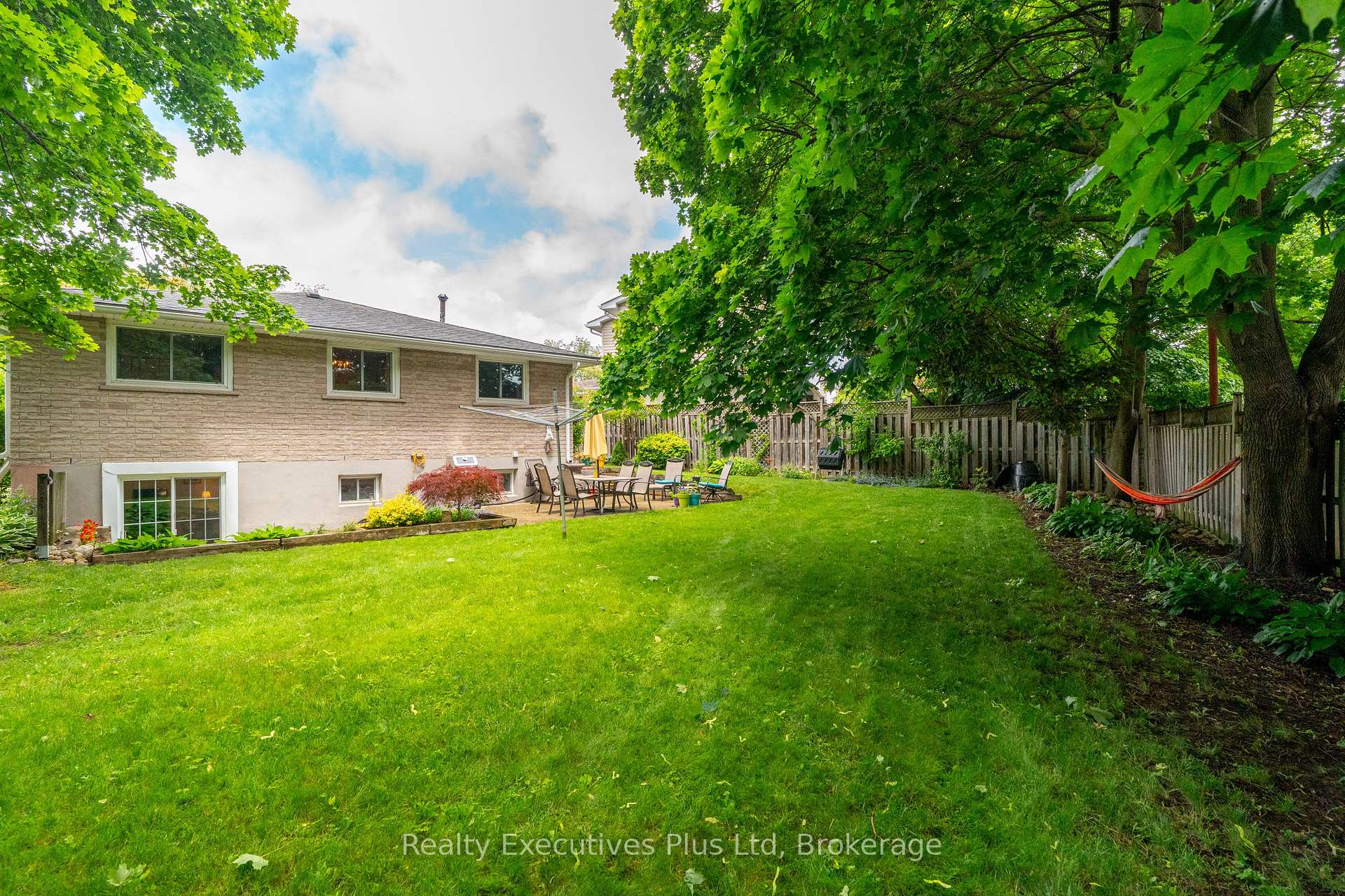 Photo 46 of 61 Mcilwraith Crescent, Guelph, Grange Road — HOMEH