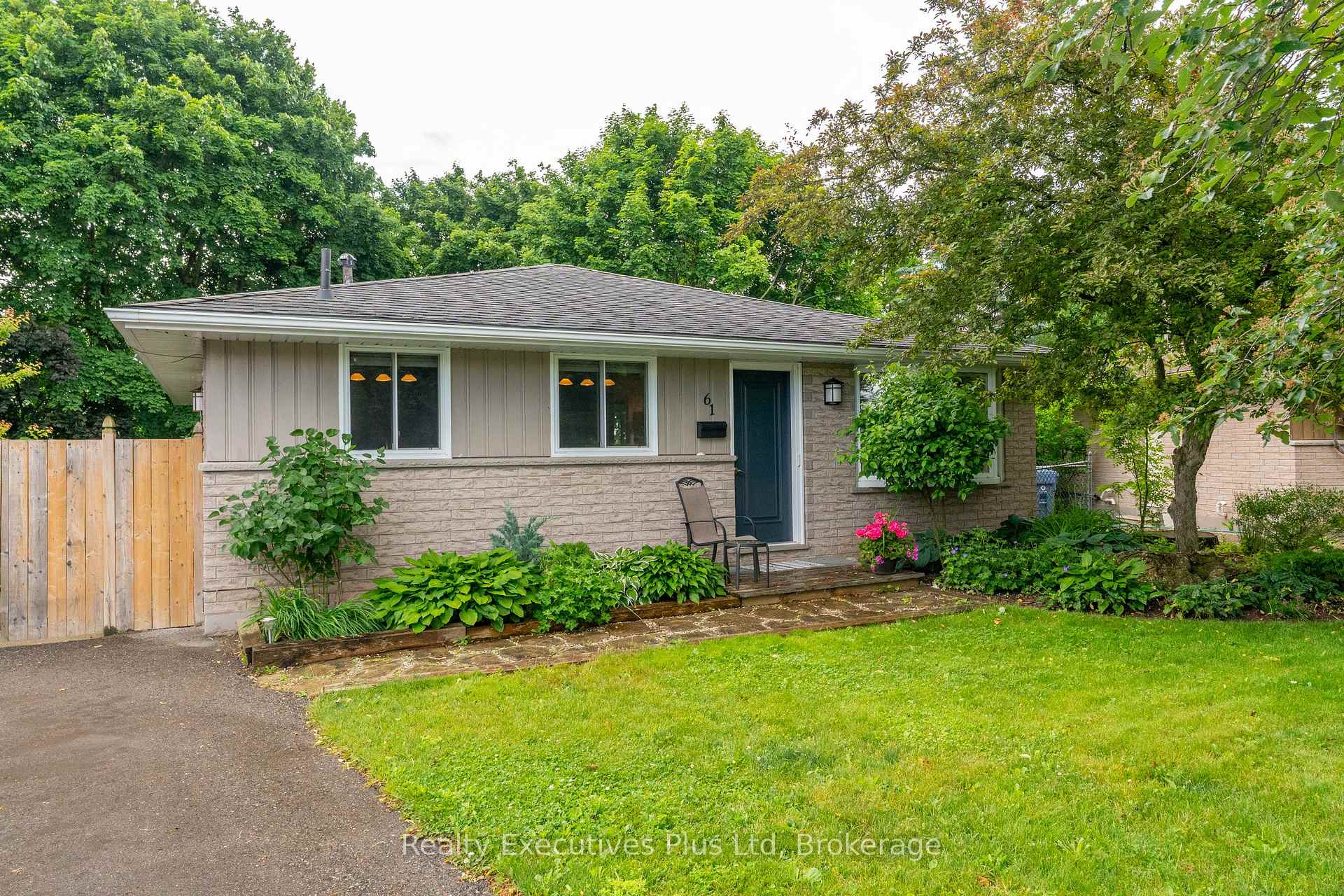 Photo 48 of 61 Mcilwraith Crescent, Guelph, Grange Road — HOMEH