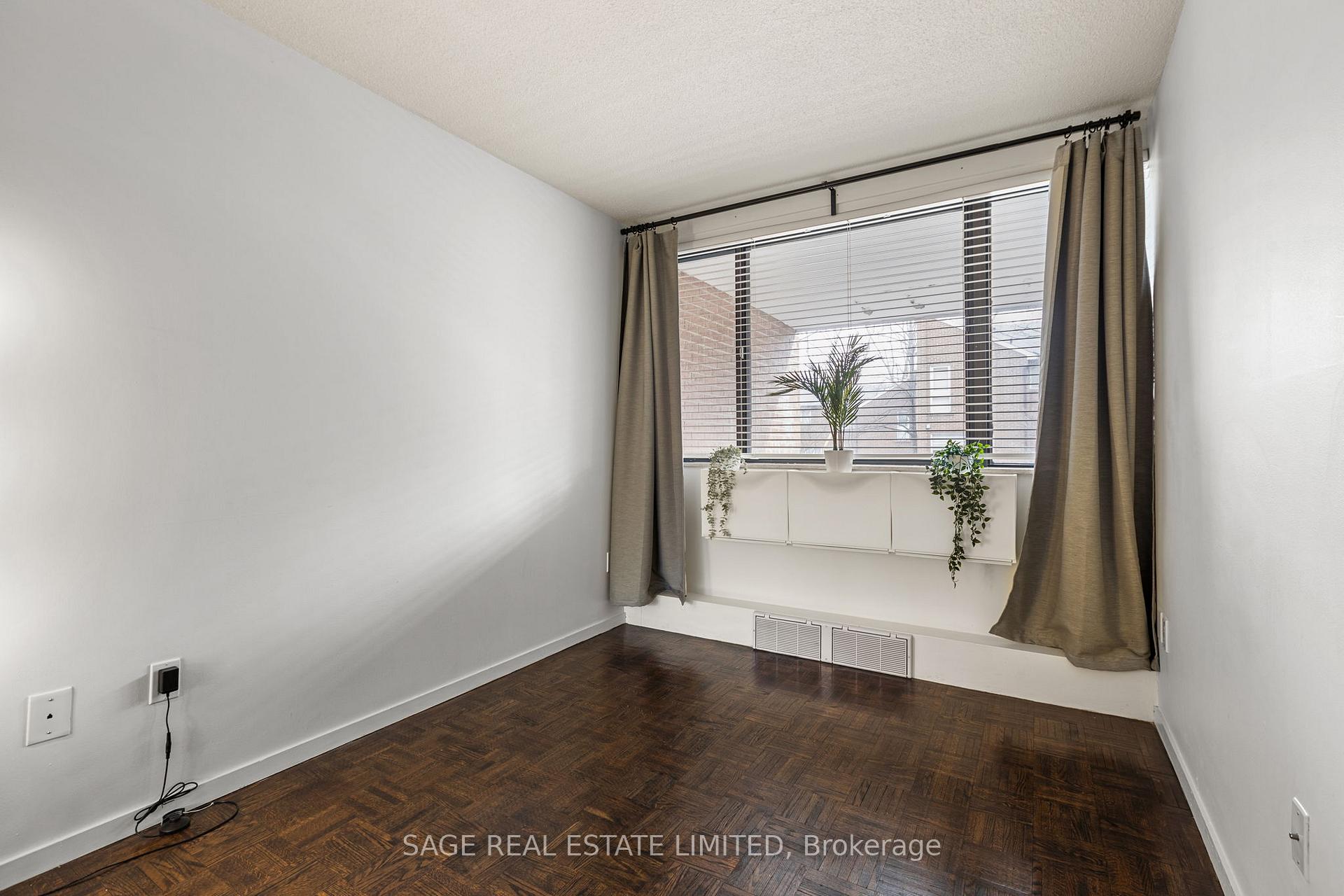 Photo 25 of Unit 316, 40 Sylvan Valley Way, Toronto, Bedford Park-Nortown — HOMEH