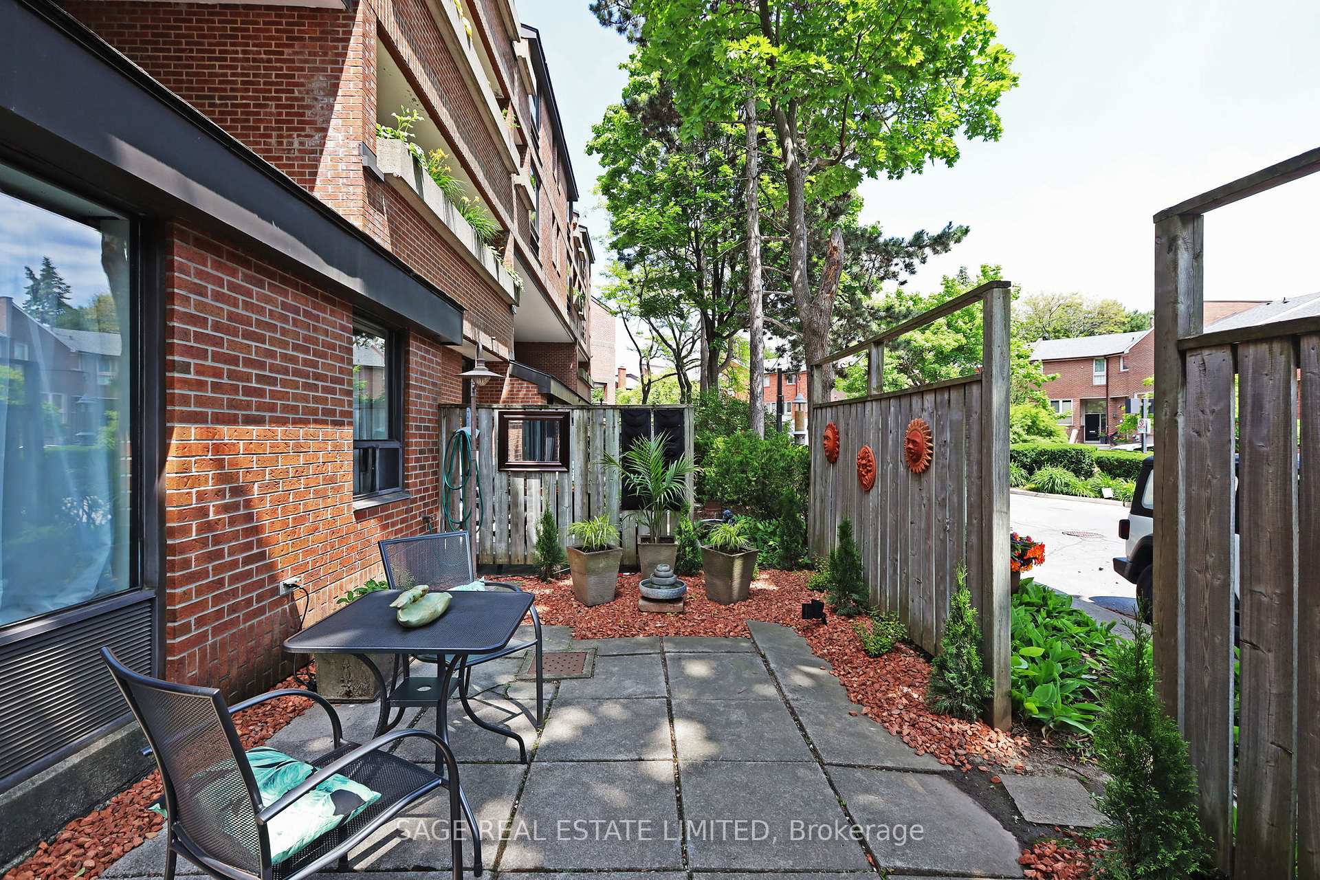 Photo 30 of Unit 316, 40 Sylvan Valley Way, Toronto, Bedford Park-Nortown — HOMEH